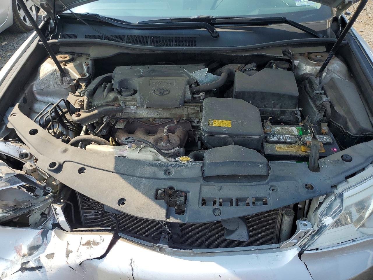 2013 Toyota Camry Le Серебряный vin: 4T4BF1FK2DR323620