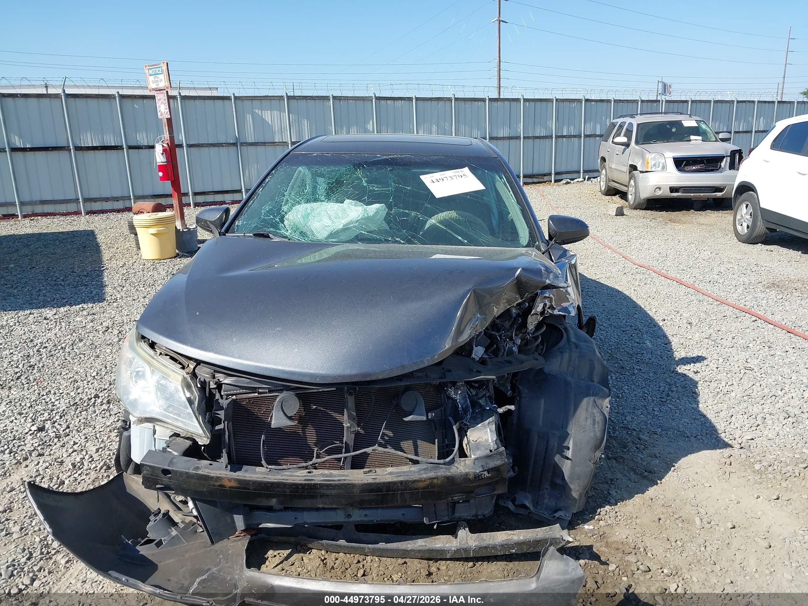 2013 Toyota Camry Xle Gray vin: 4T4BF1FK2DR326663