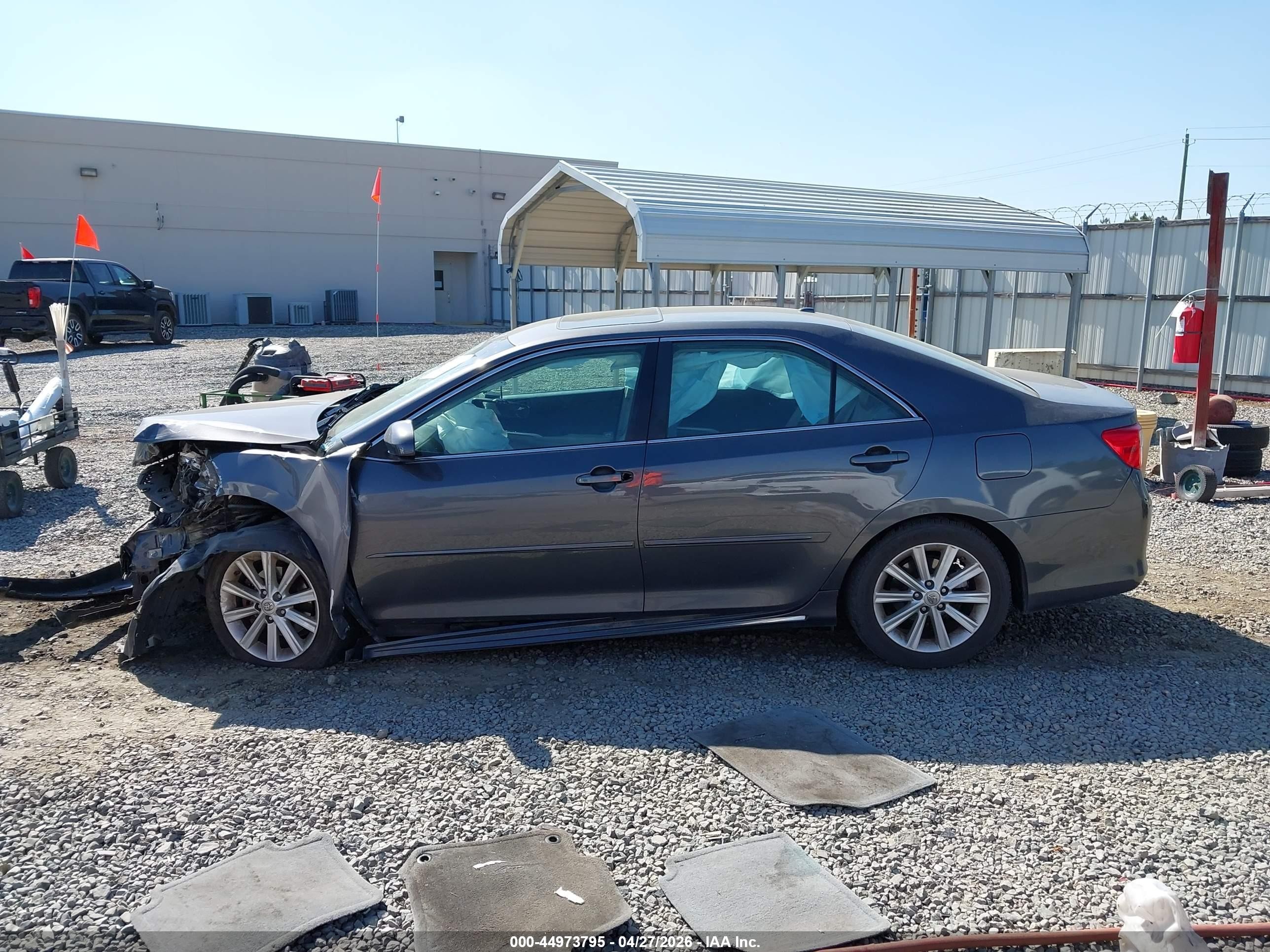 2013 Toyota Camry Xle Gray vin: 4T4BF1FK2DR326663