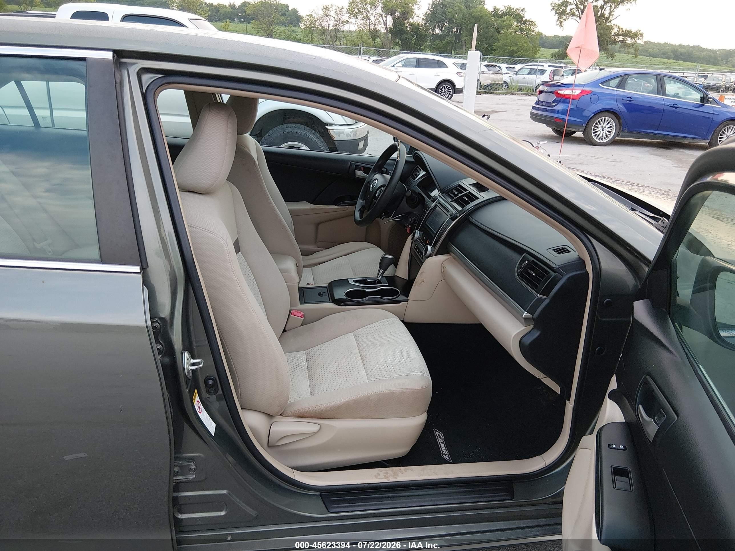 2013 Toyota Camry Le Бордовый vin: 4T4BF1FK2DR330454