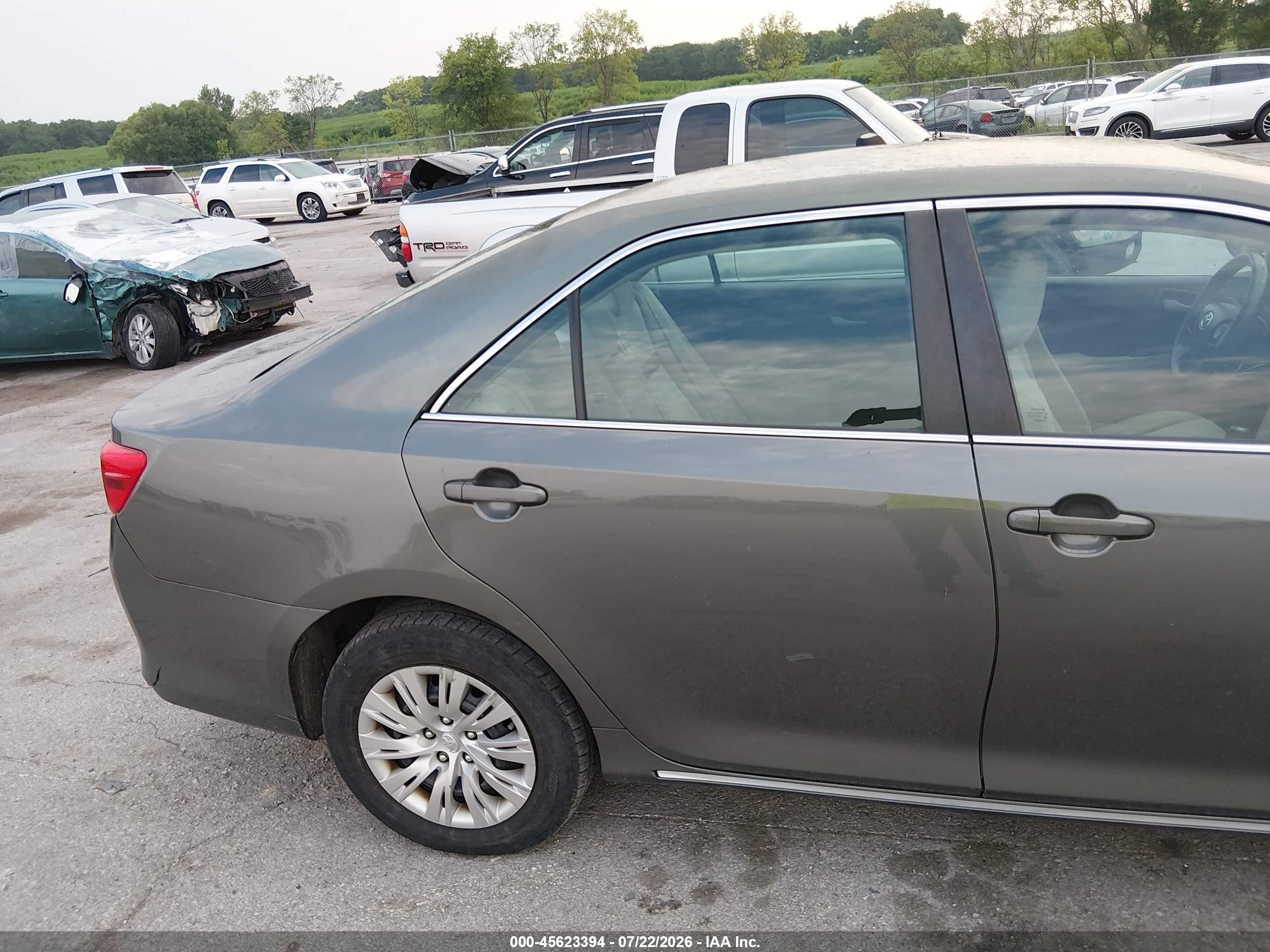 2013 Toyota Camry Le Бордовый vin: 4T4BF1FK2DR330454