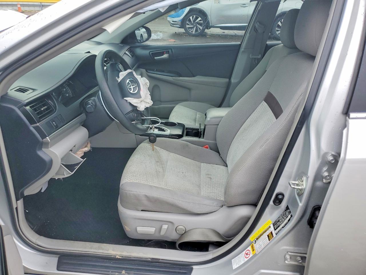 2014 Toyota Camry Le Silver vin: 4T4BF1FK2ER349295