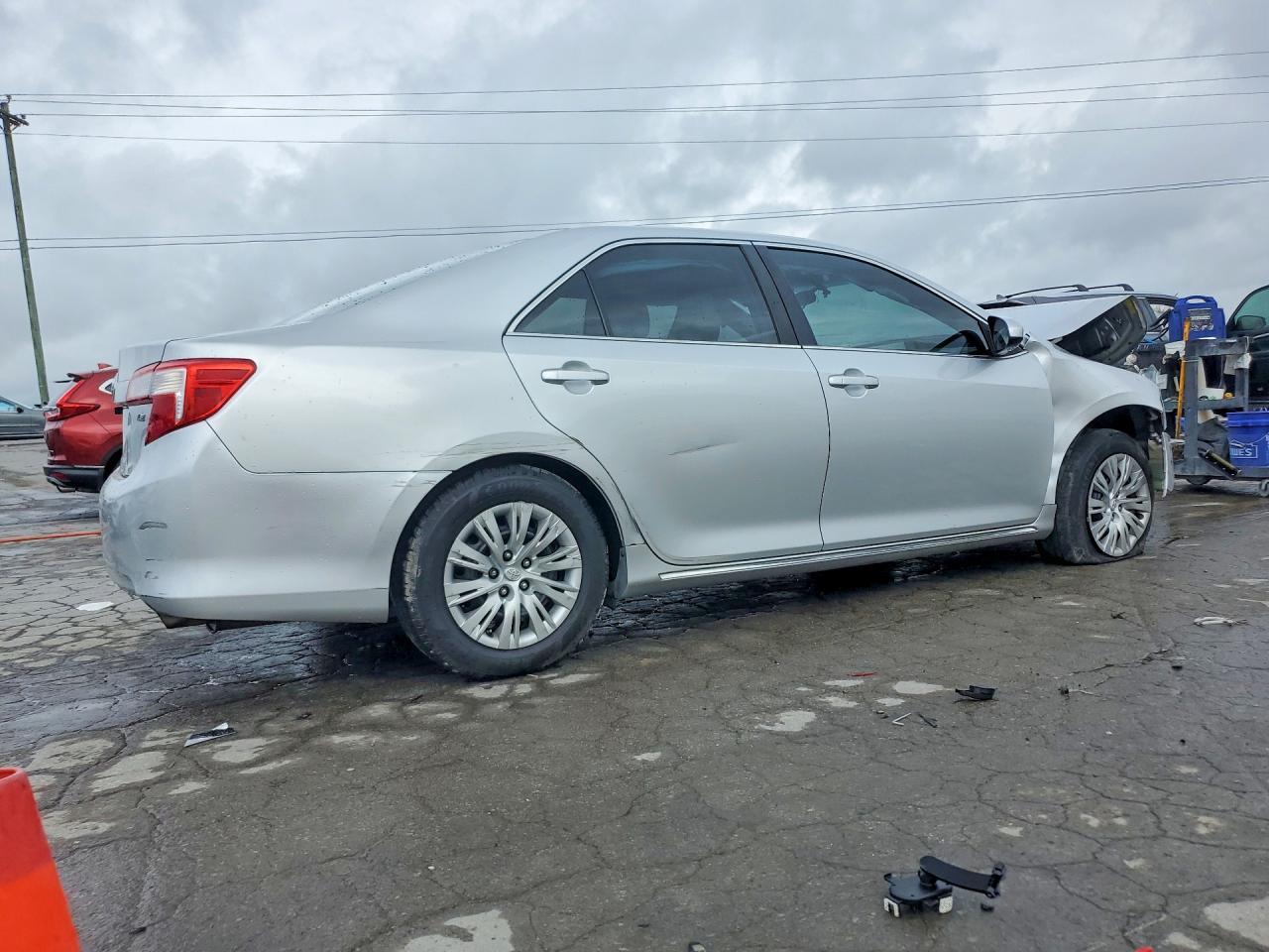 2014 Toyota Camry Le Silver vin: 4T4BF1FK2ER349295