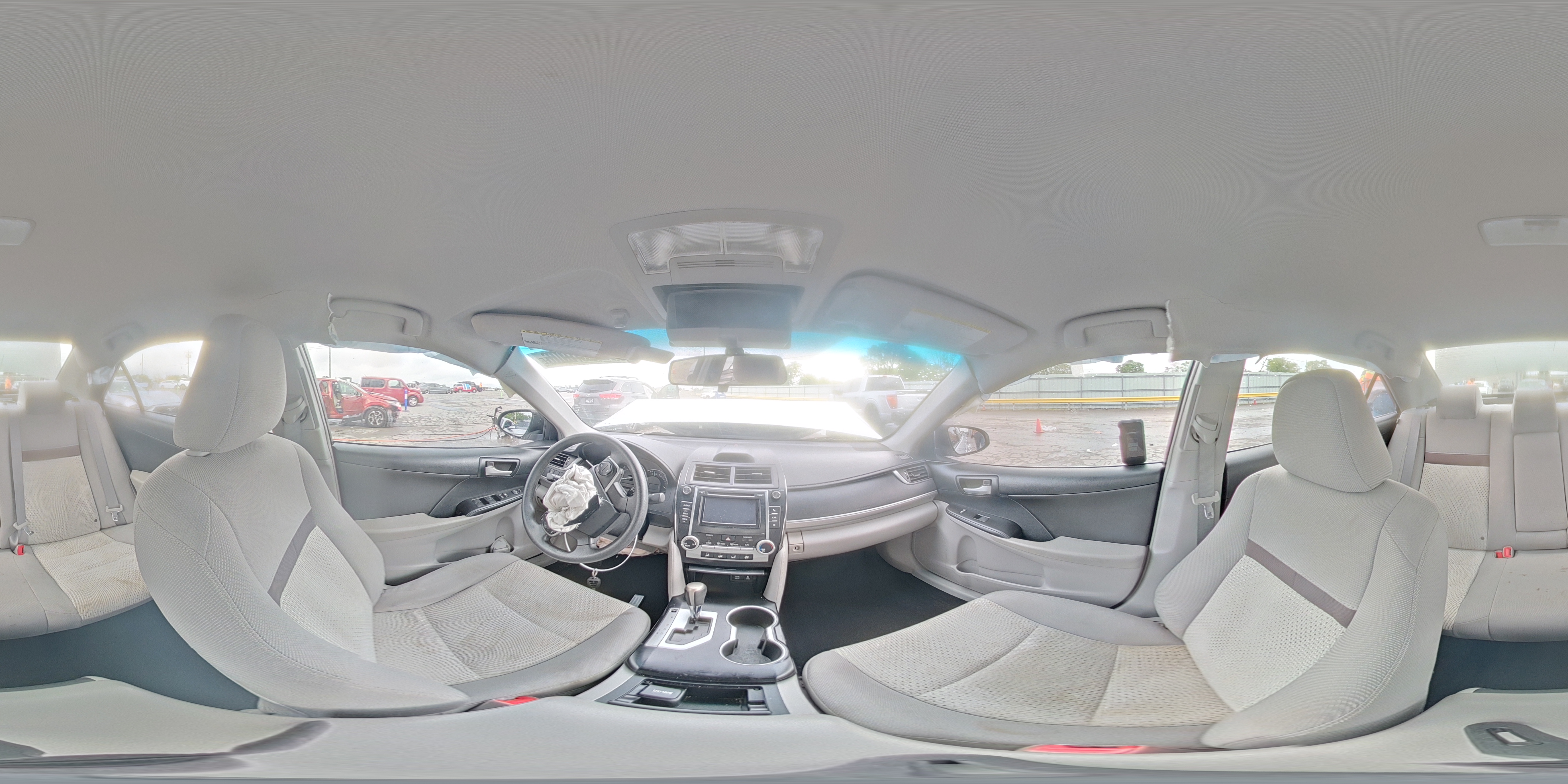 2014 Toyota Camry Le Silver vin: 4T4BF1FK2ER349295