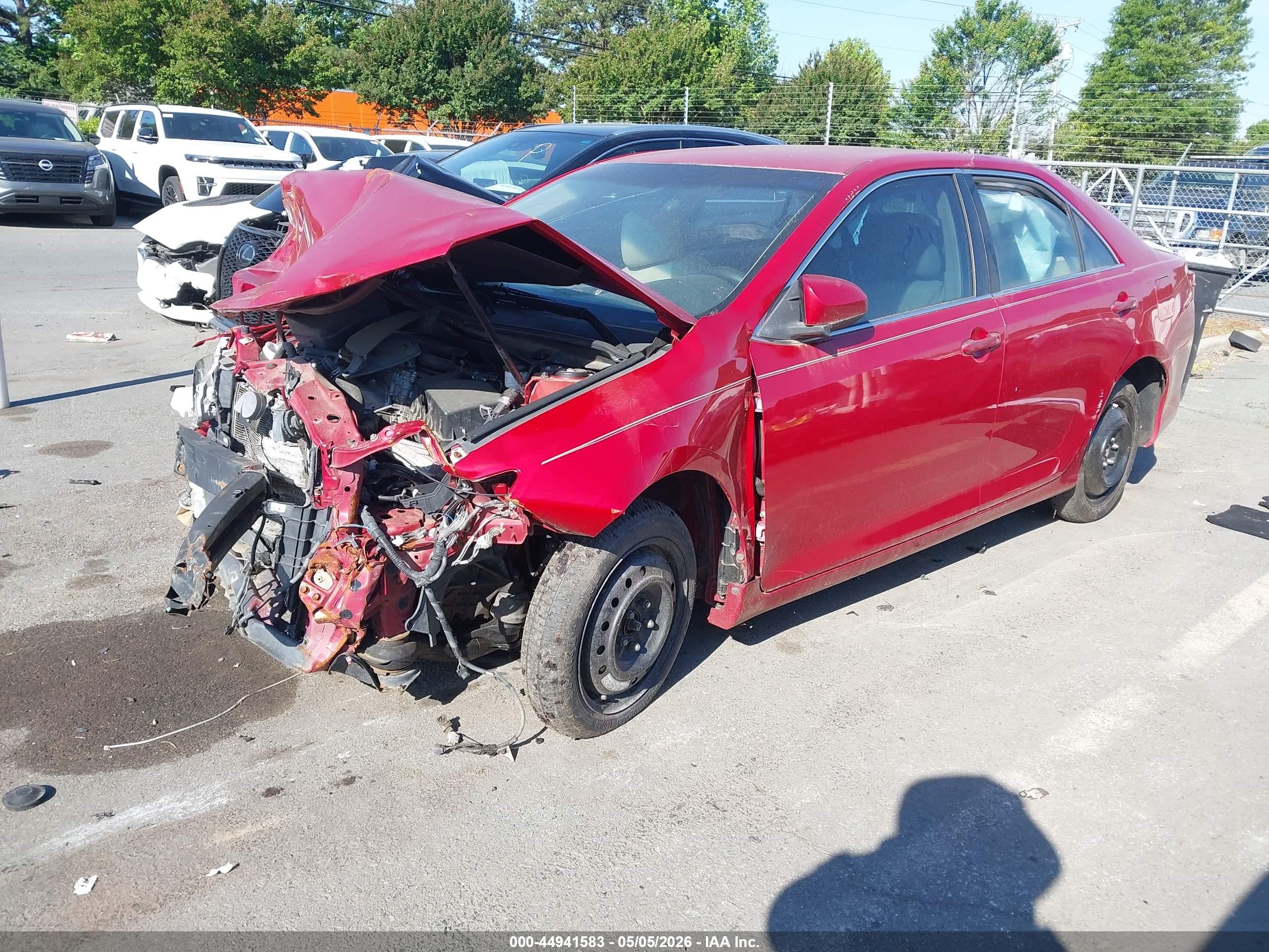 2014 Toyota Camry L Red vin: 4T4BF1FK2ER353816