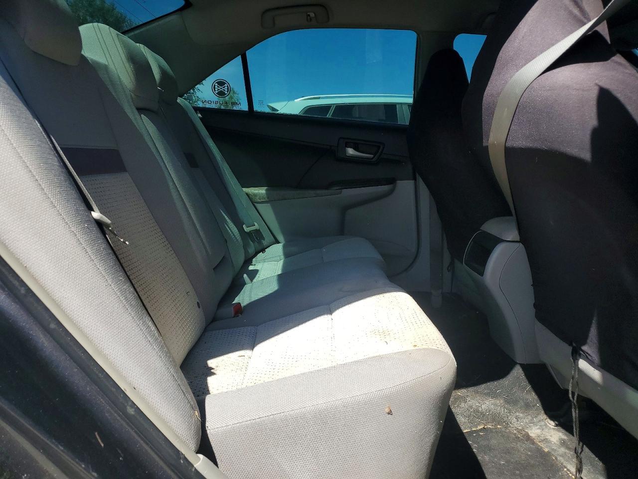 2014 Toyota Camry Le Gray vin: 4T4BF1FK2ER364900