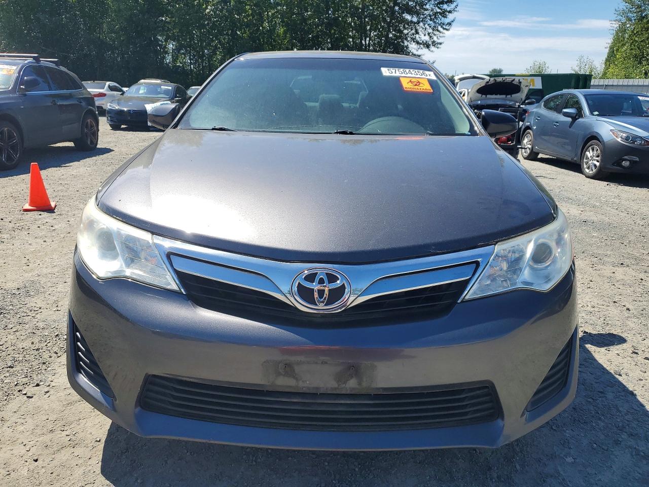 2014 Toyota Camry Le Gray vin: 4T4BF1FK2ER364900