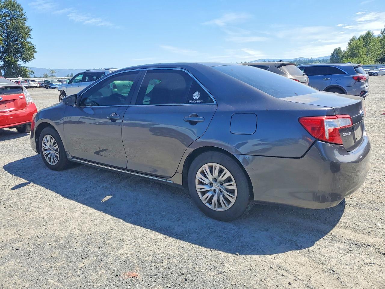 2014 Toyota Camry Le Gray vin: 4T4BF1FK2ER364900