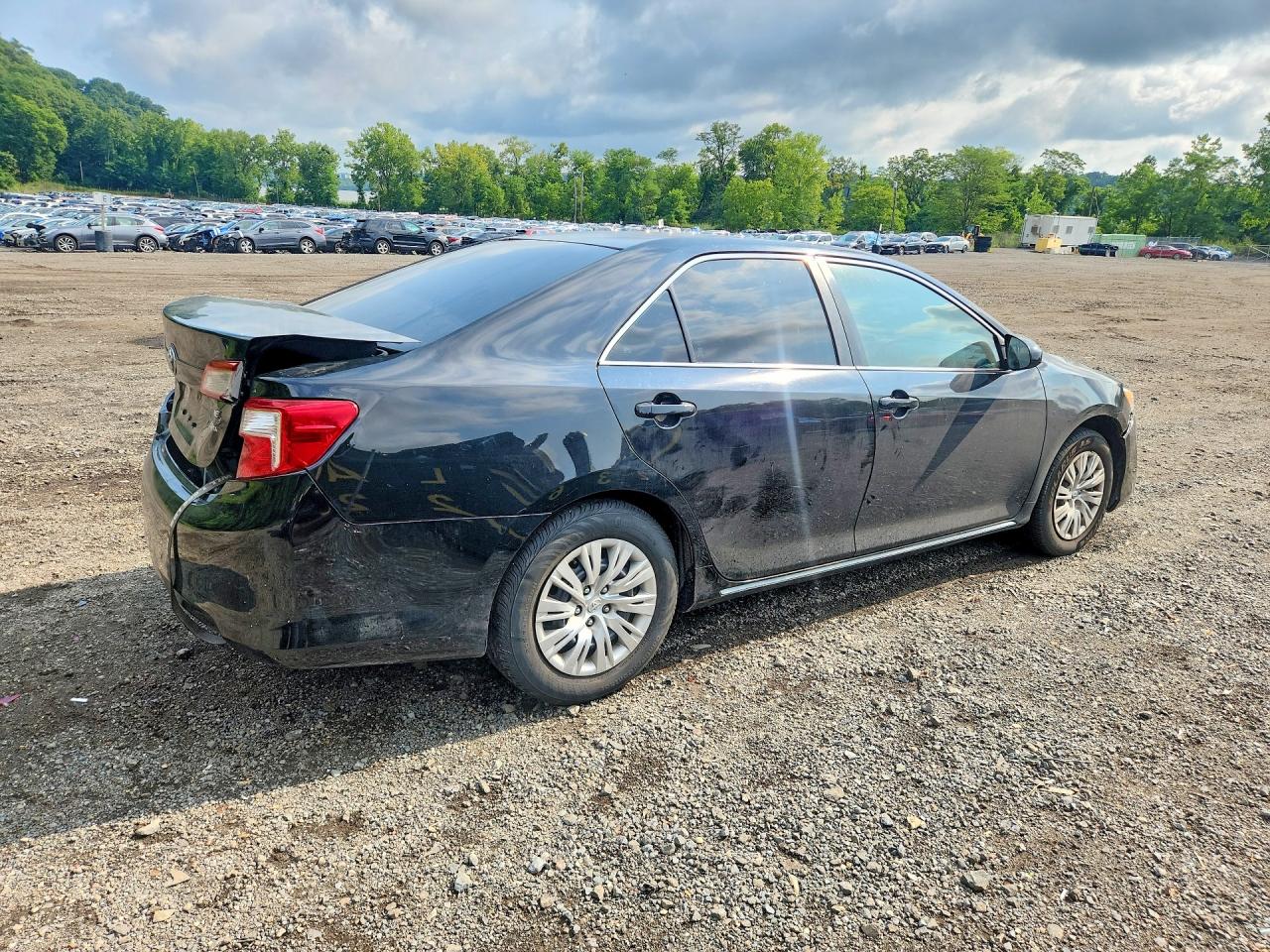 2014 Toyota Camry Le Black vin: 4T4BF1FK2ER373709