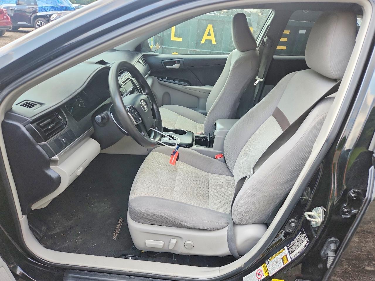 2014 Toyota Camry Le Black vin: 4T4BF1FK2ER373709