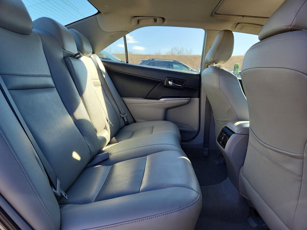 2014 Toyota Camry Xle Gray vin: 4T4BF1FK2ER380319