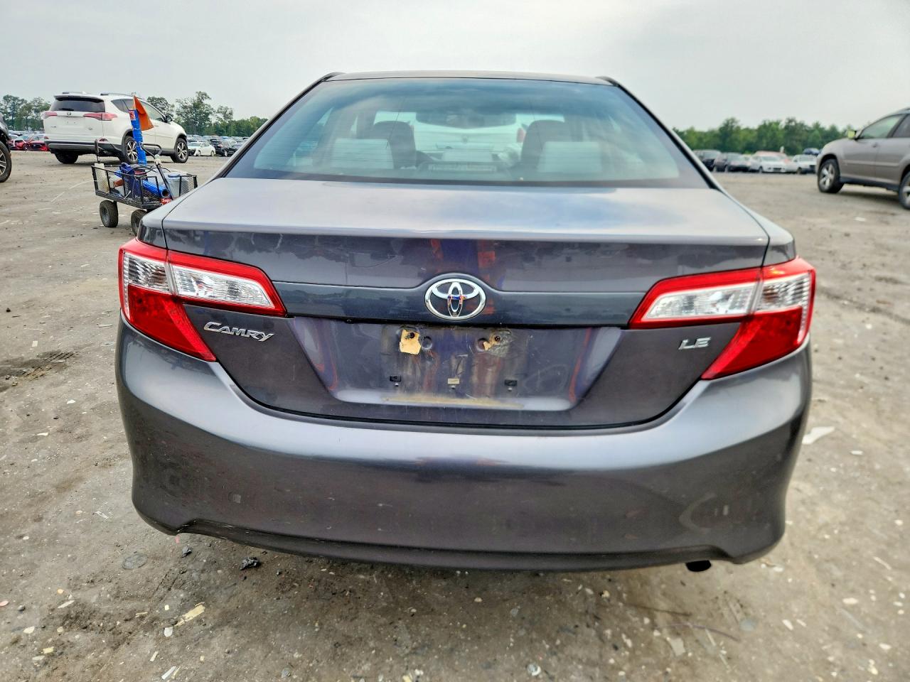 2014 Toyota Camry Le Gray vin: 4T4BF1FK2ER393975