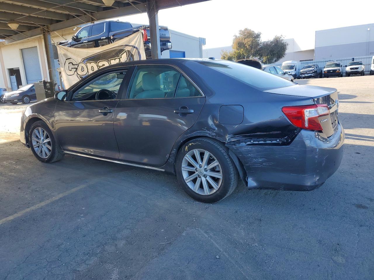 2014 Toyota Camry Xle Gray vin: 4T4BF1FK2ER402271