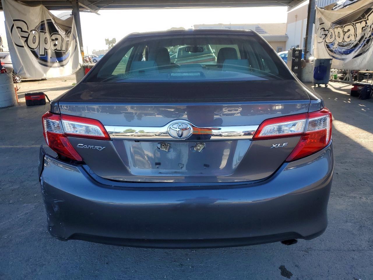 2014 Toyota Camry Xle Gray vin: 4T4BF1FK2ER402271