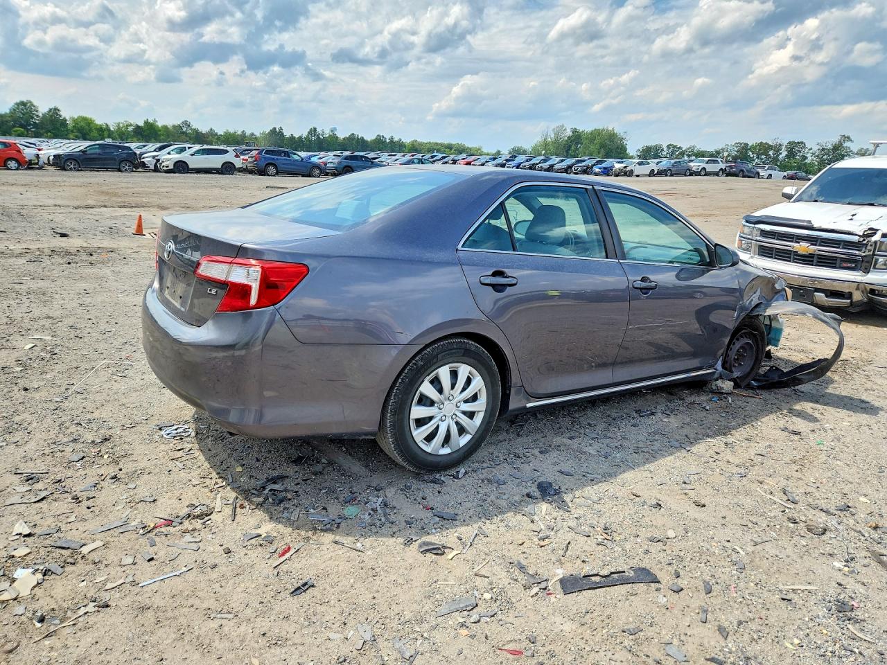 2014 Toyota Camry Le Gray vin: 4T4BF1FK2ER406238