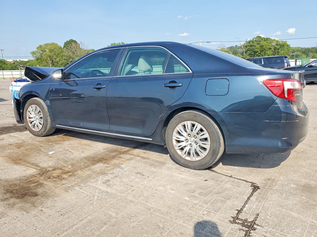 2014 Toyota Camry Le Серый vin: 4T4BF1FK2ER407017