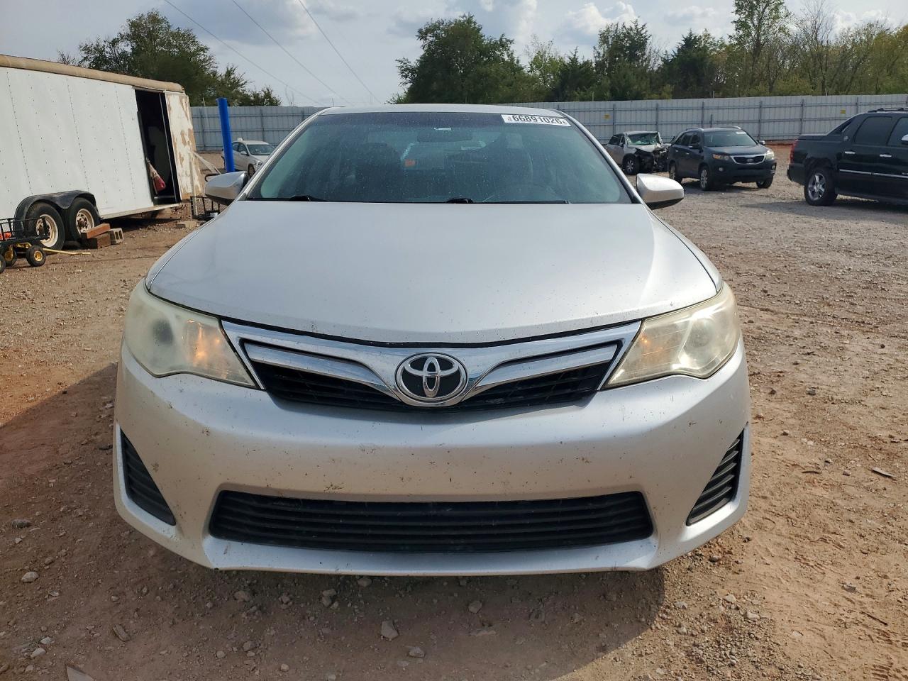 2014 Toyota Camry Le Silver vin: 4T4BF1FK2ER416624