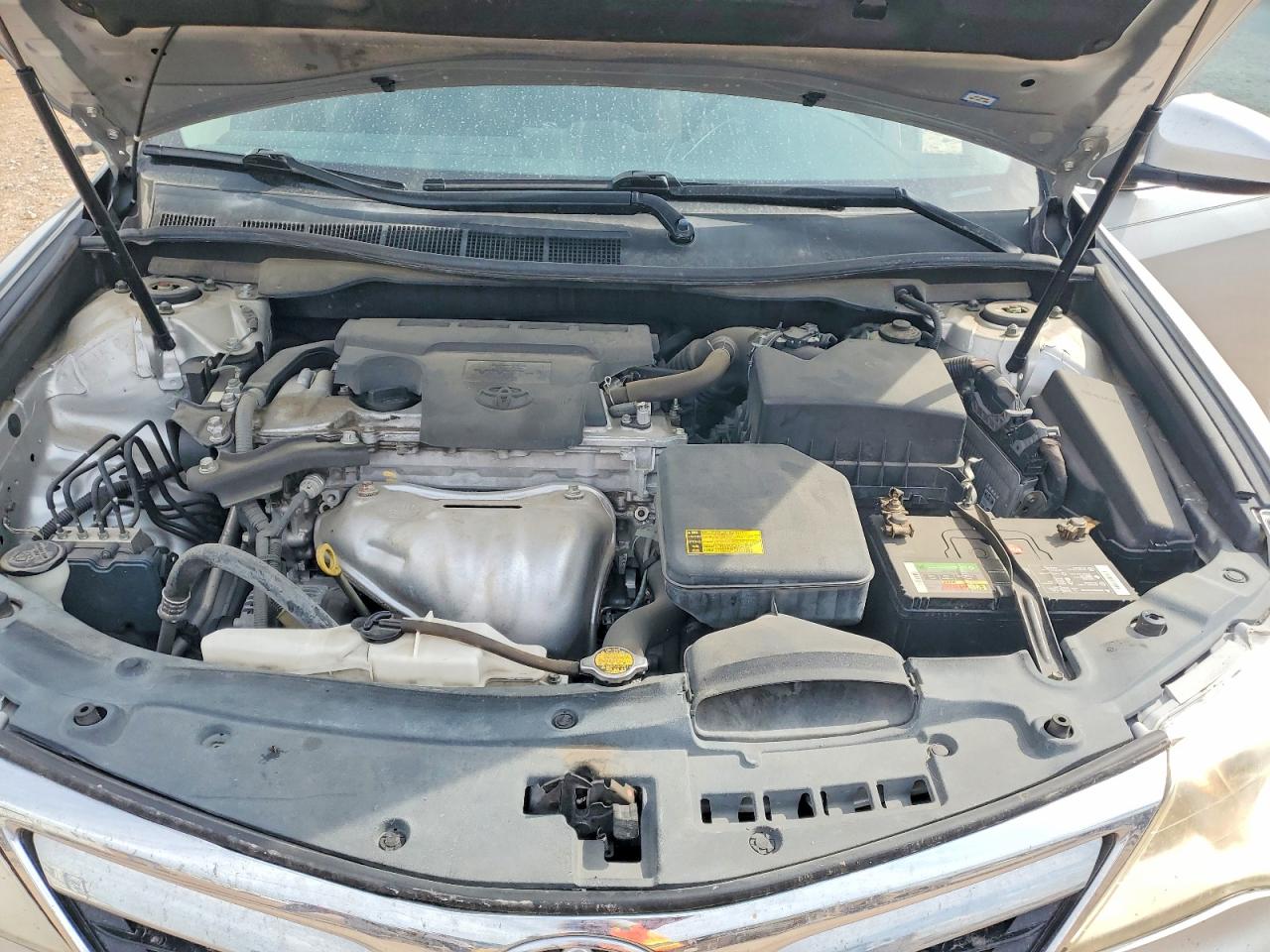 2014 Toyota Camry Le Silver vin: 4T4BF1FK2ER416624