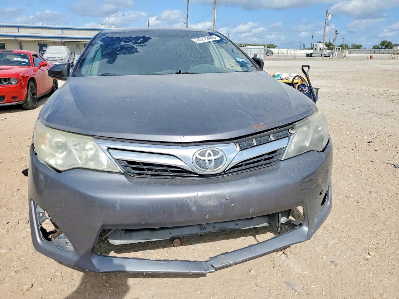 2014 Toyota Camry Le Gray vin: 4T4BF1FK2ER427297