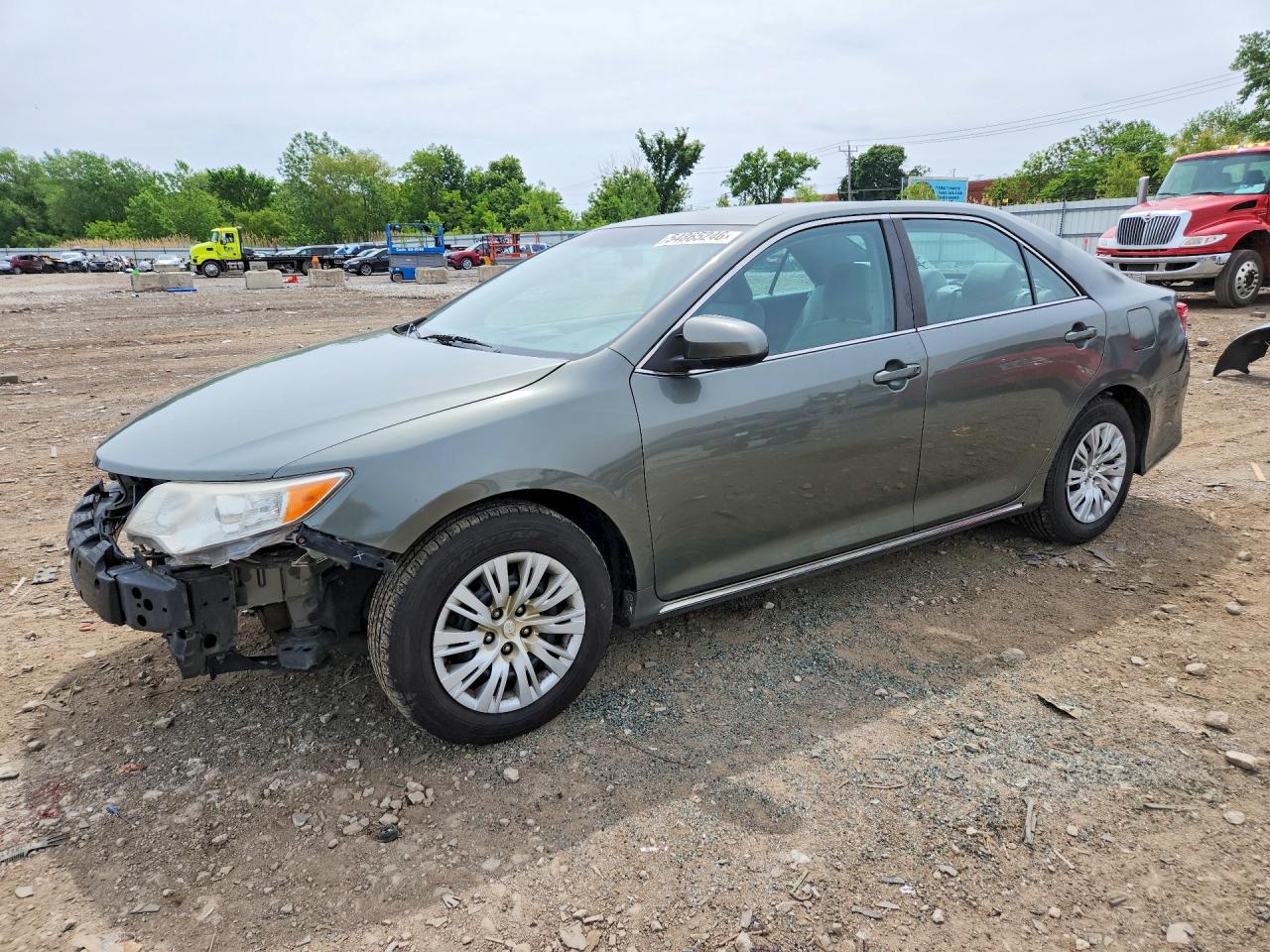 2014 Toyota Camry Le Gray vin: 4T4BF1FK2ER436503