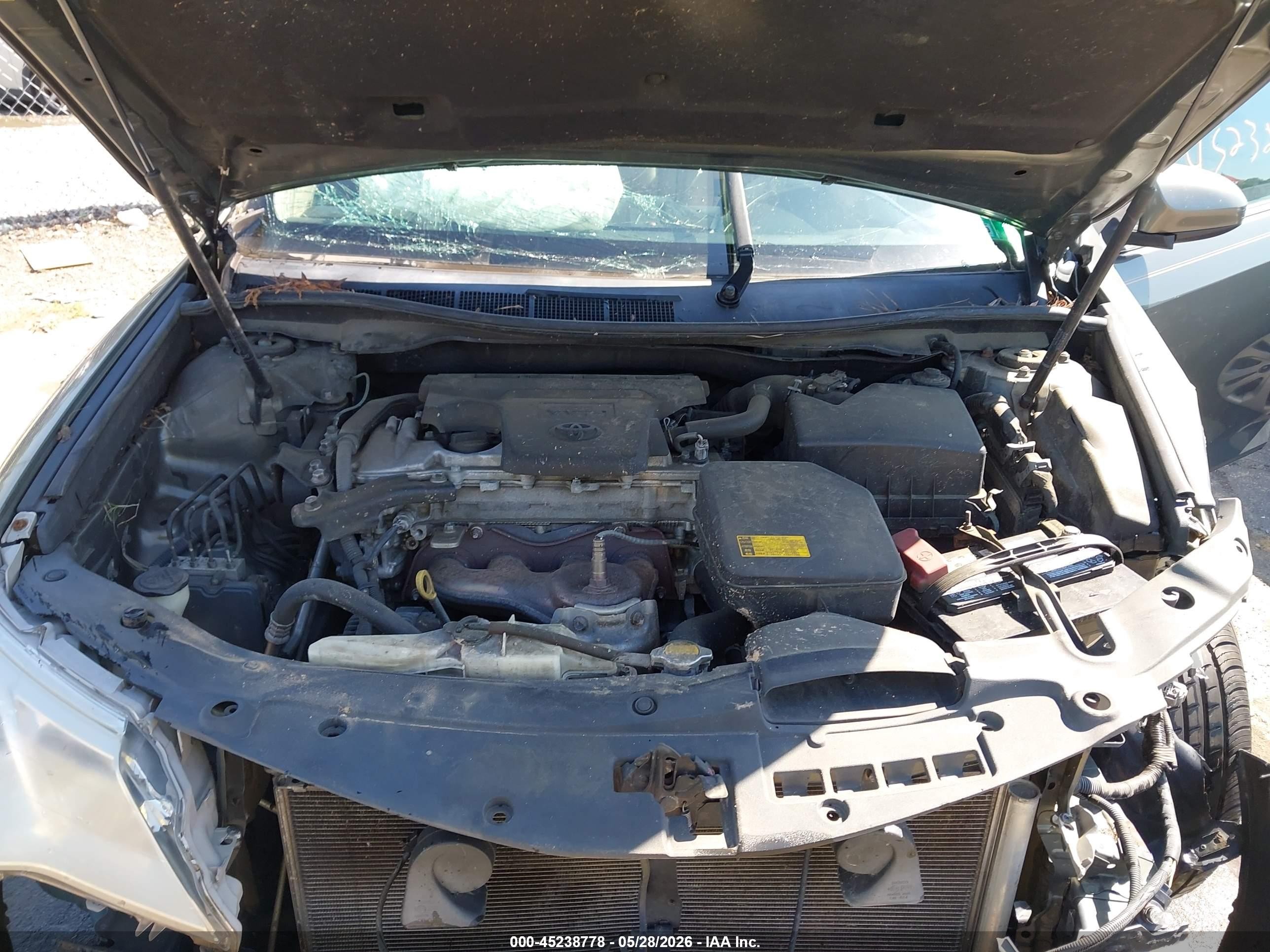 2014 Toyota Camry Le Gray vin: 4T4BF1FK2ER438140