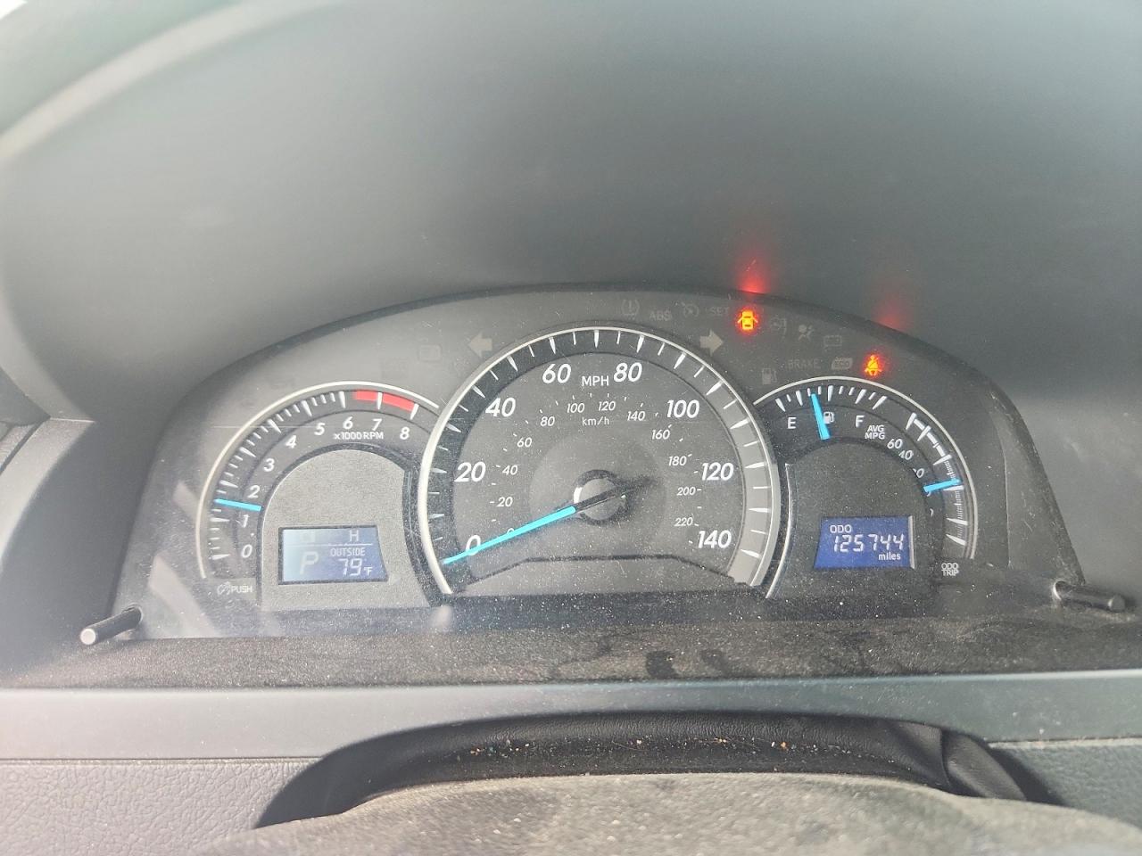 2014 Toyota Camry Le Blue vin: 4T4BF1FK2ER443614