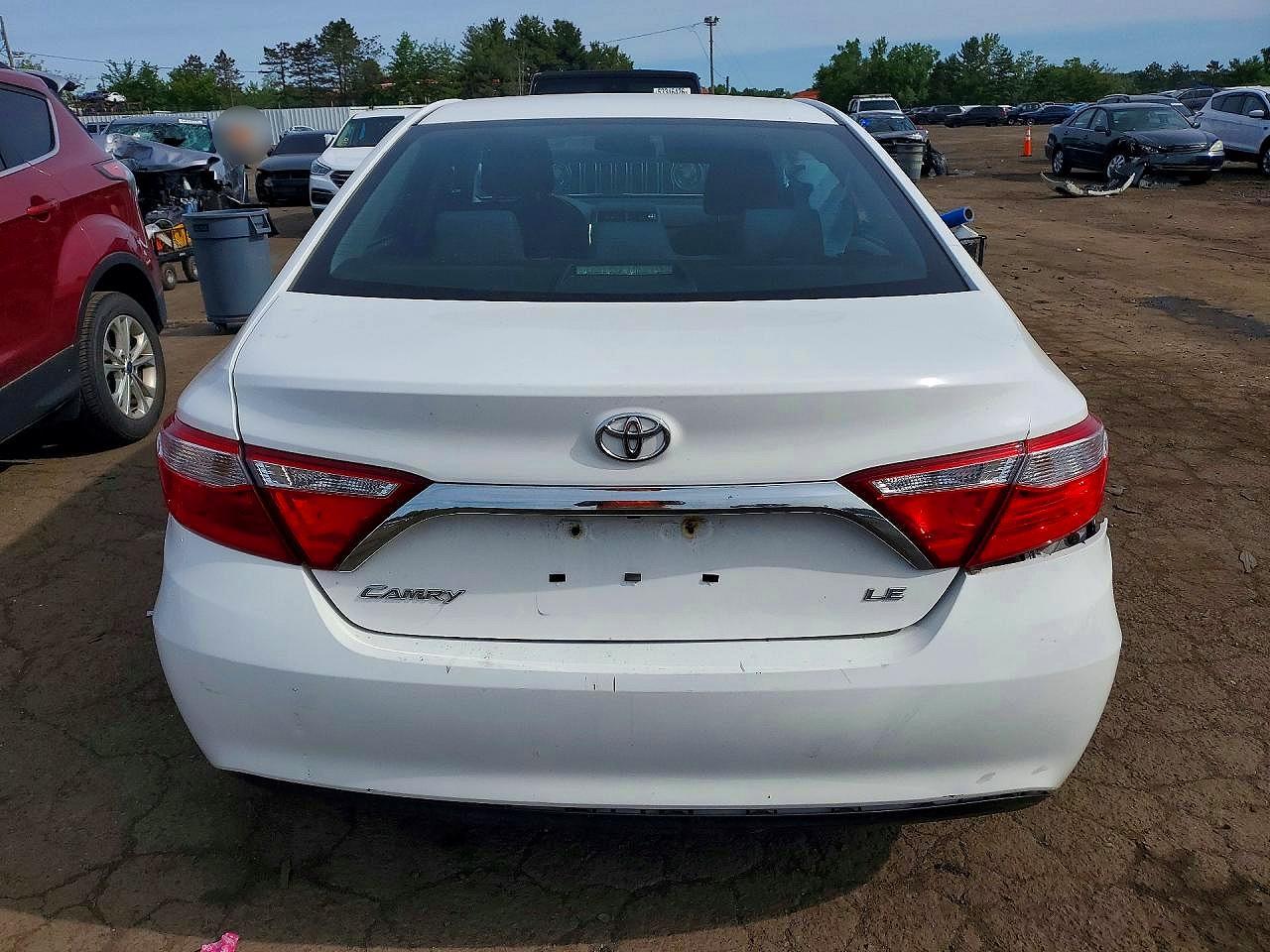 2015 Toyota Camry Le White vin: 4T4BF1FK2FR463654