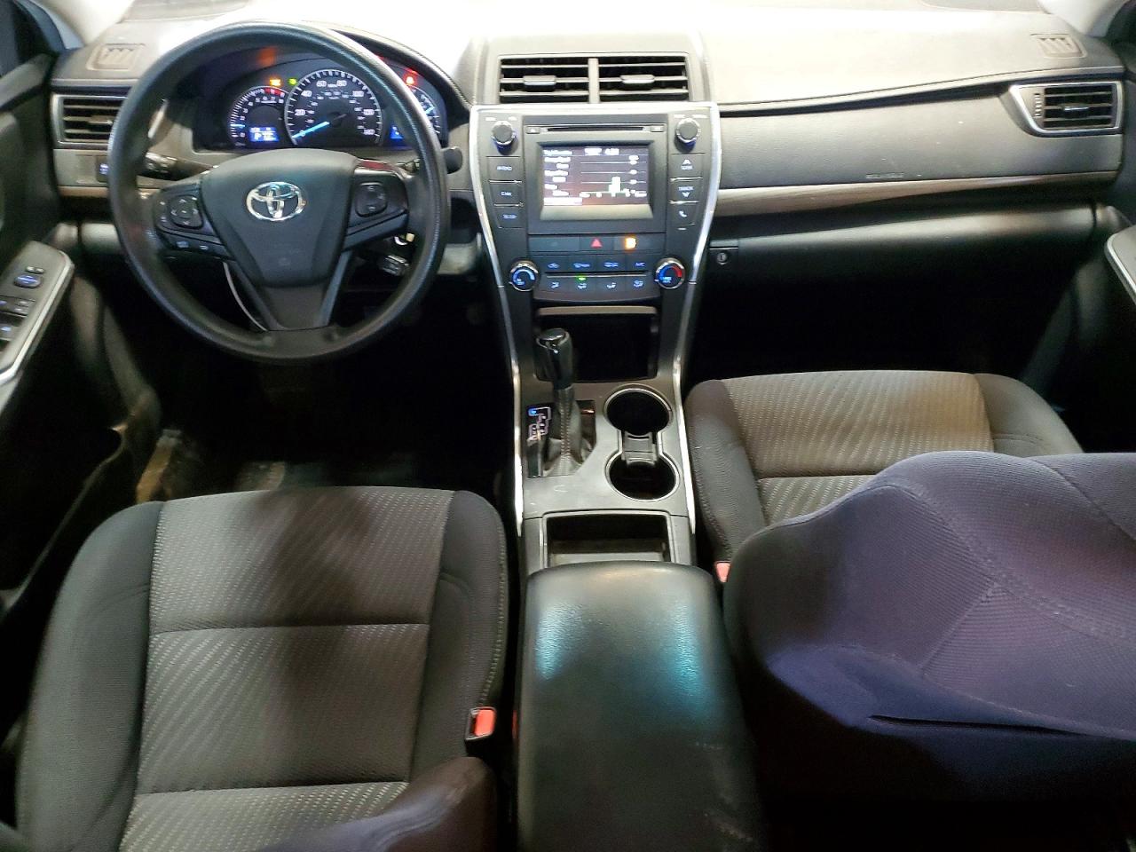 2015 Toyota Camry Le Серый vin: 4T4BF1FK2FR465176