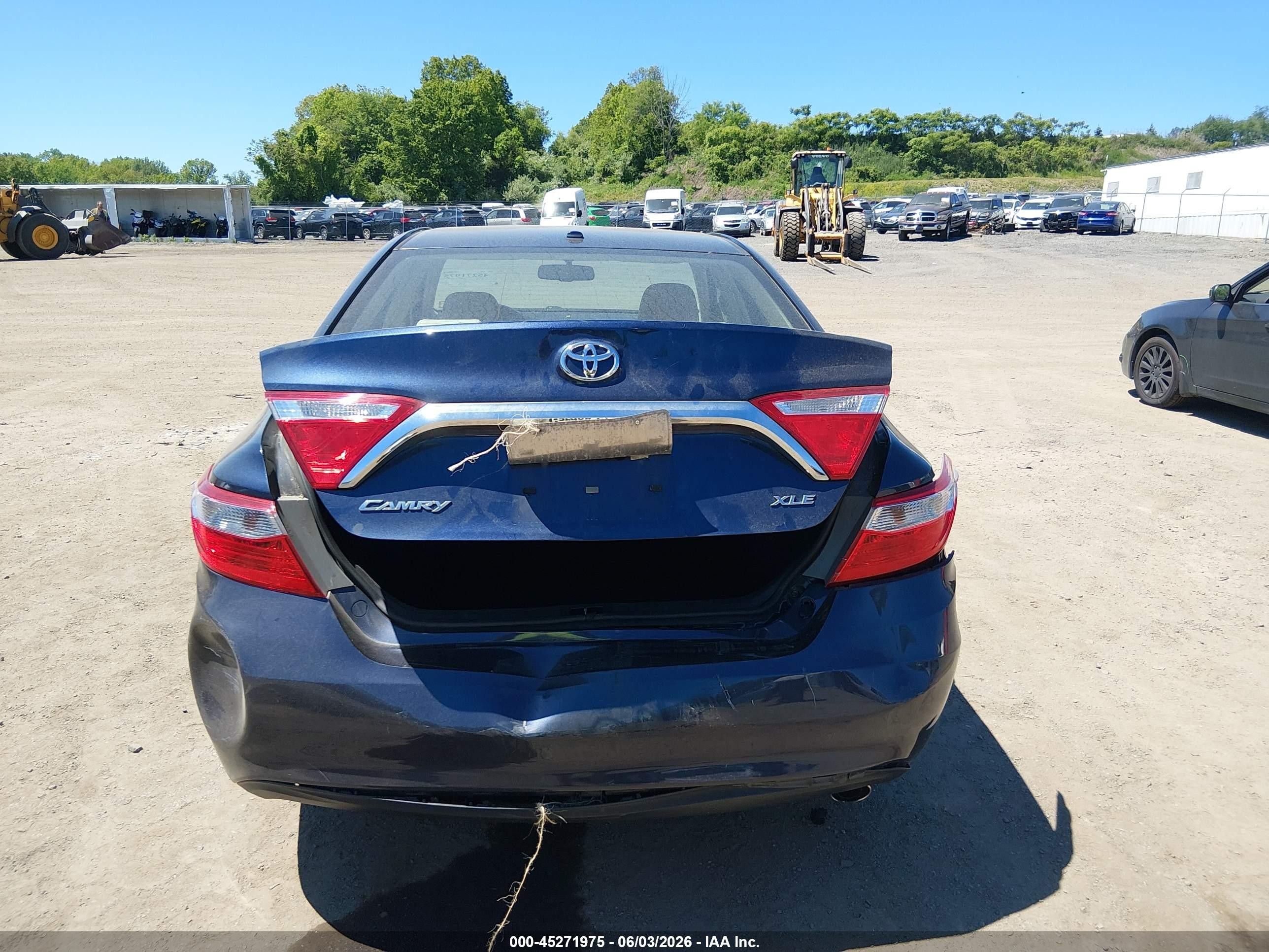 2015 Toyota Camry Xle Dark Blue vin: 4T4BF1FK2FR472984