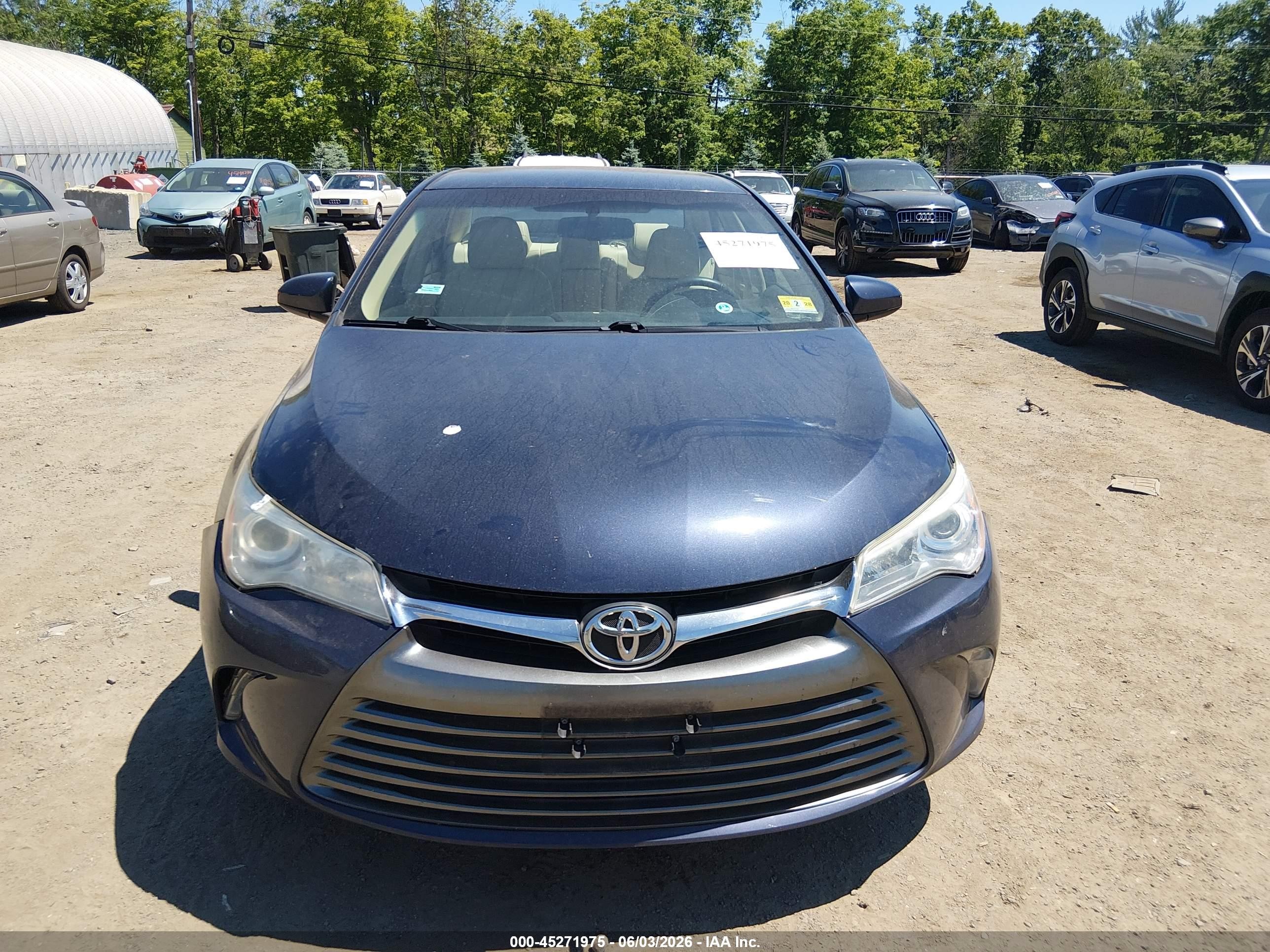 2015 Toyota Camry Xle Dark Blue vin: 4T4BF1FK2FR472984