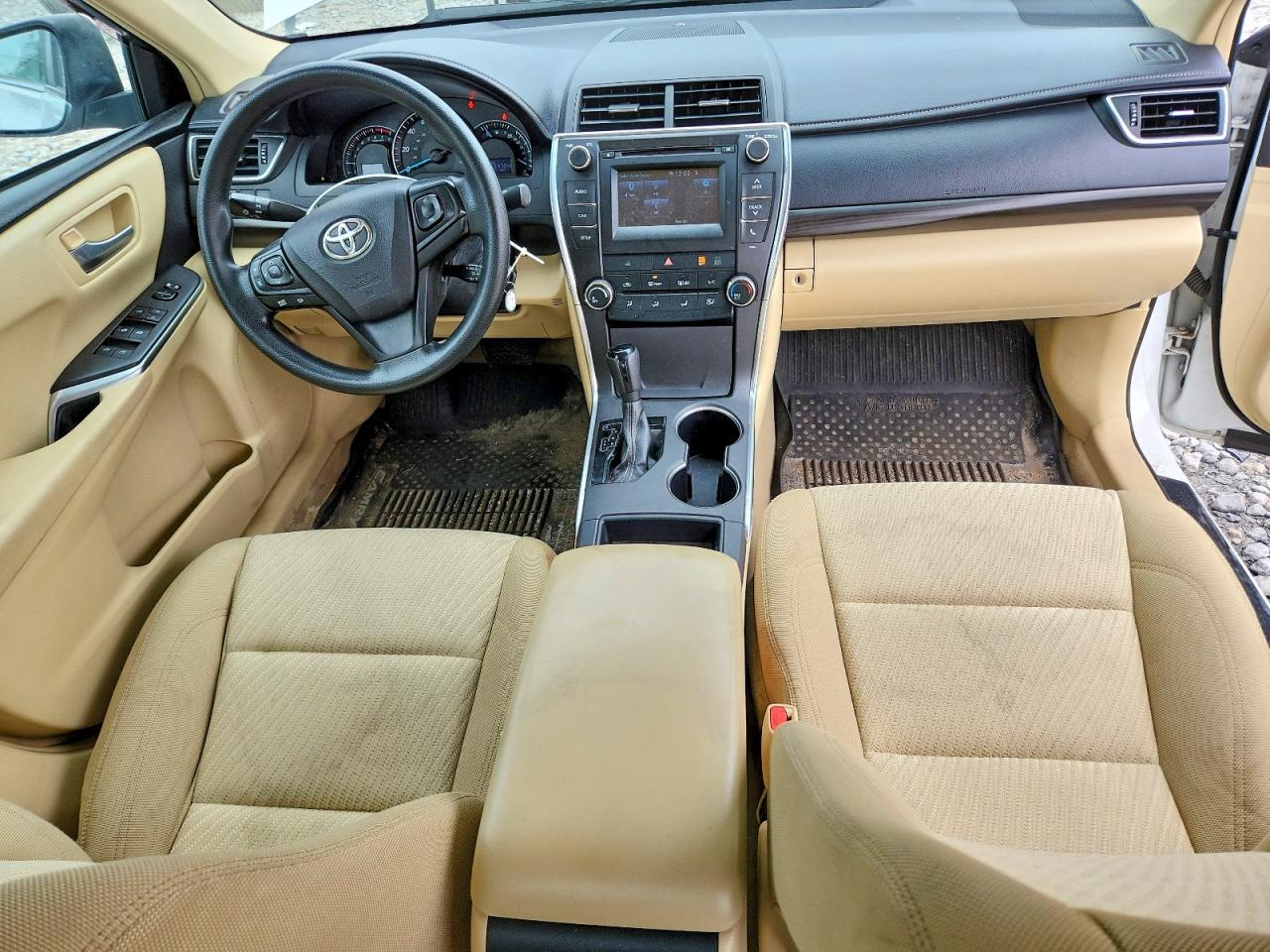 2015 Toyota Camry Le White vin: 4T4BF1FK2FR476694