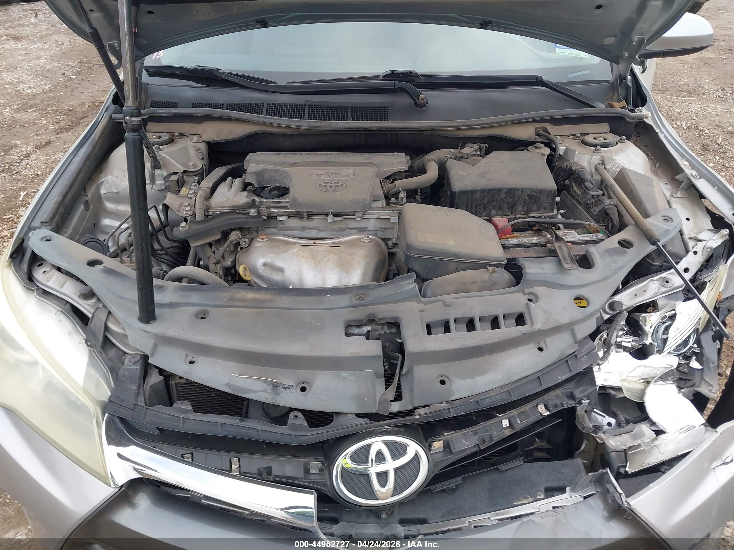 2015 Toyota Camry Le Silver vin: 4T4BF1FK2FR479725