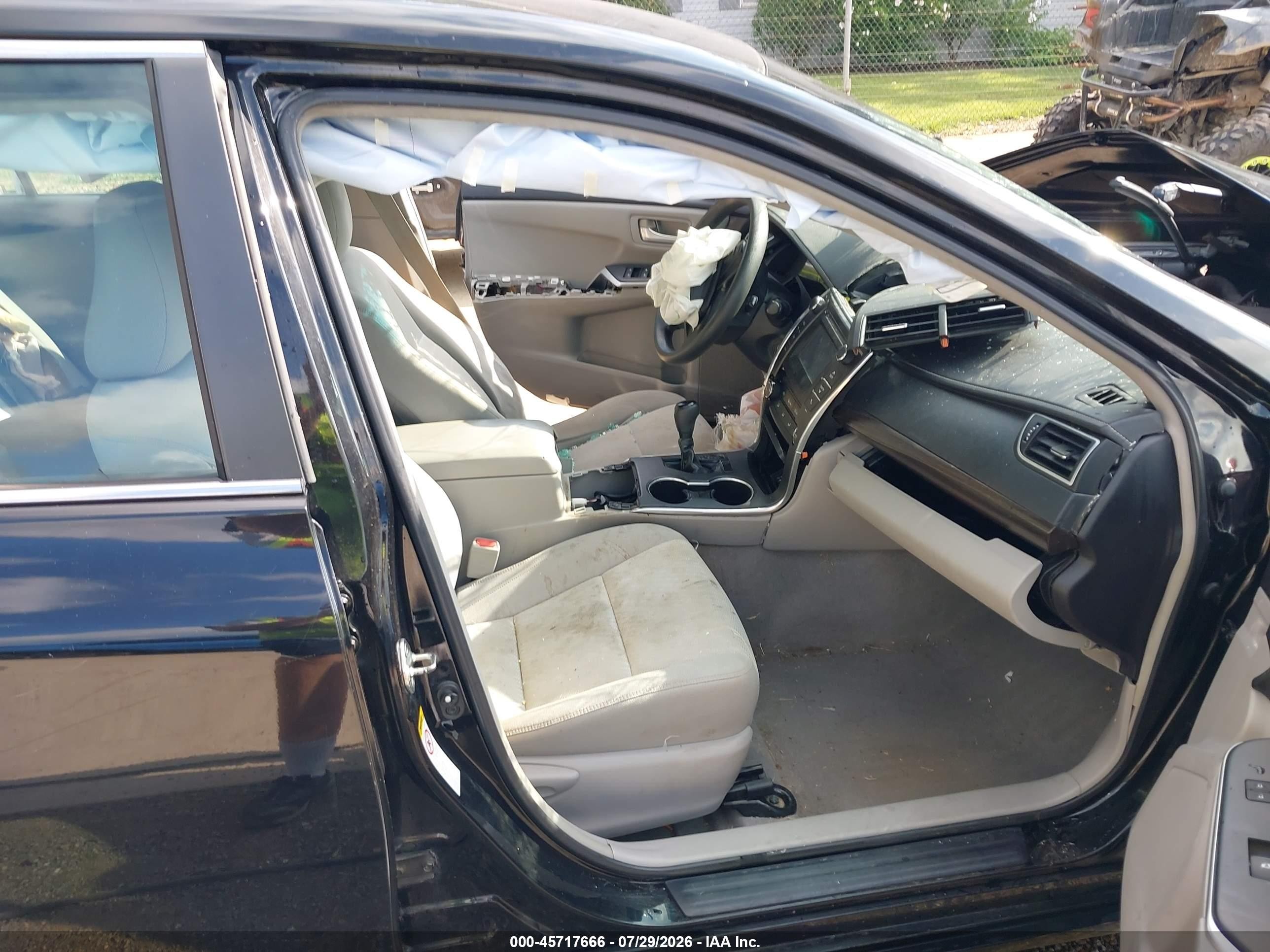 2015 Toyota Camry Le Black vin: 4T4BF1FK2FR481197