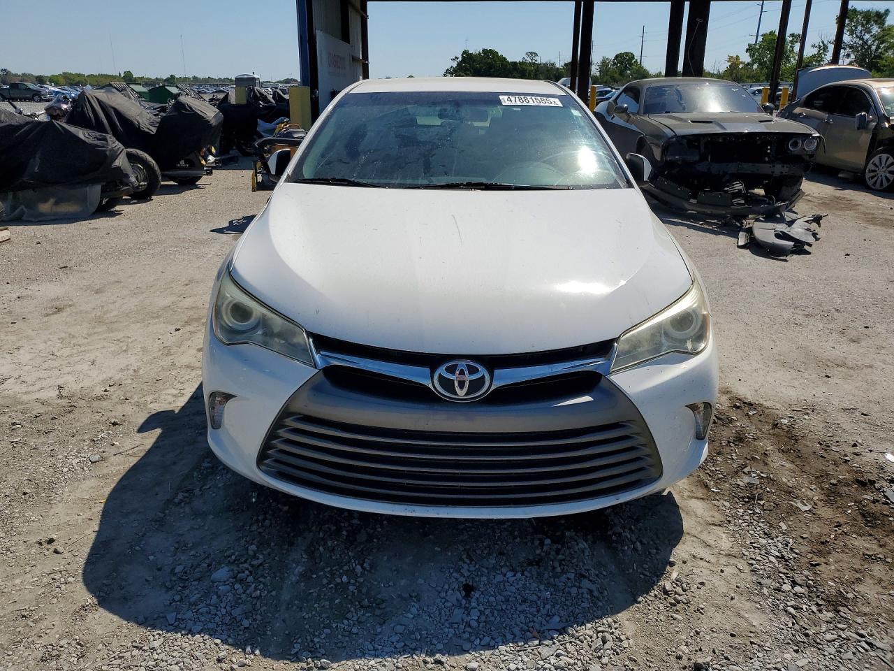 2015 Toyota Camry Le White vin: 4T4BF1FK2FR496461