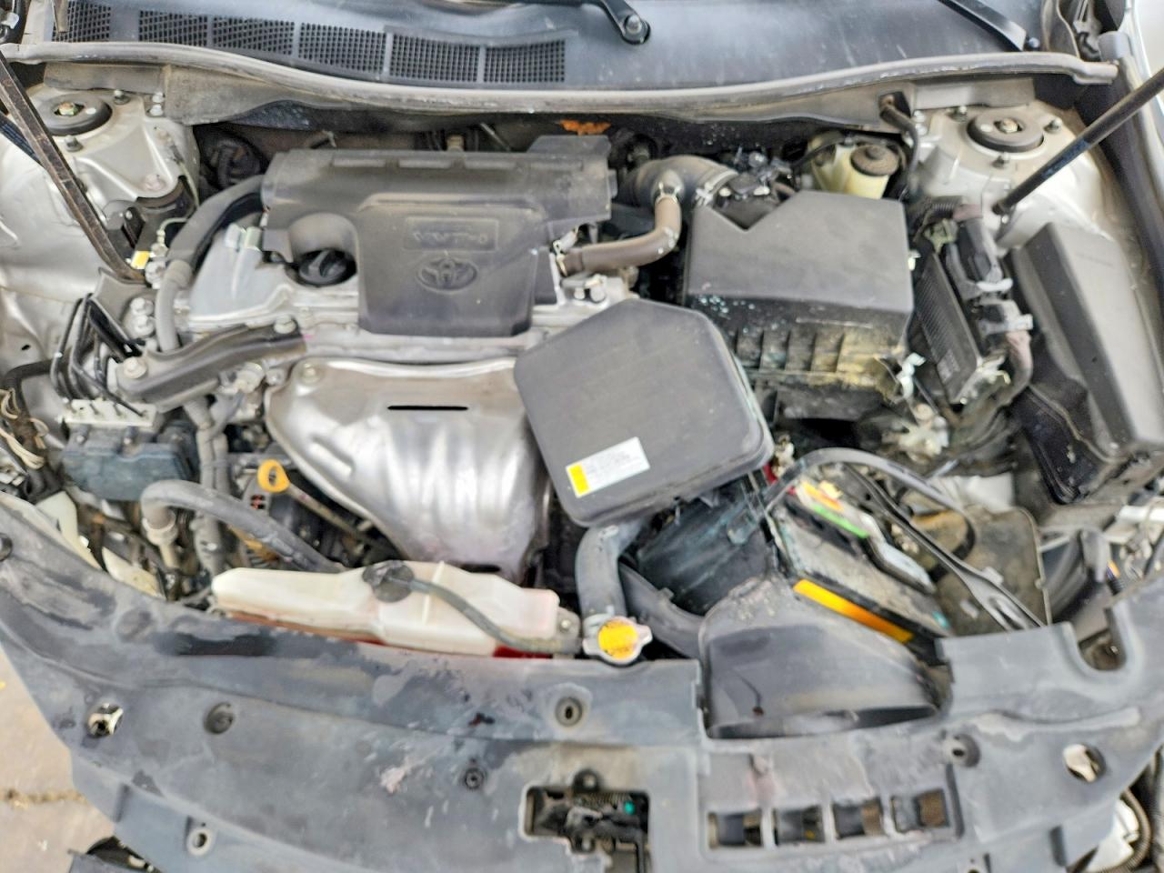 2015 Toyota Camry Le Серебряный vin: 4T4BF1FK2FR506468