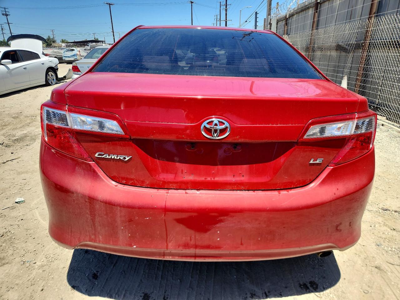 2012 Toyota Camry Le Red vin: 4T4BF1FK3CR200374