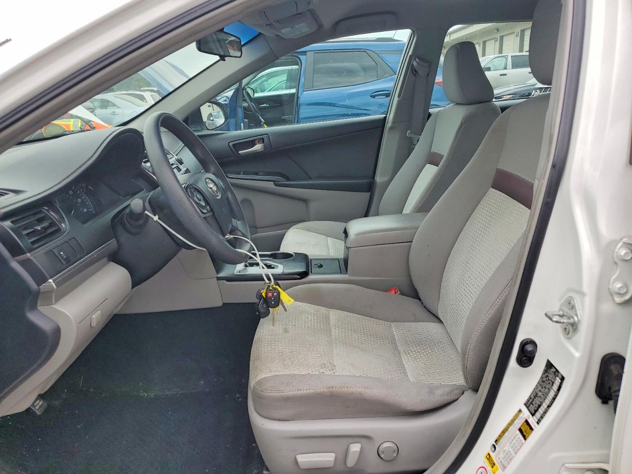 2012 Toyota Camry Le White vin: 4T4BF1FK3CR273602