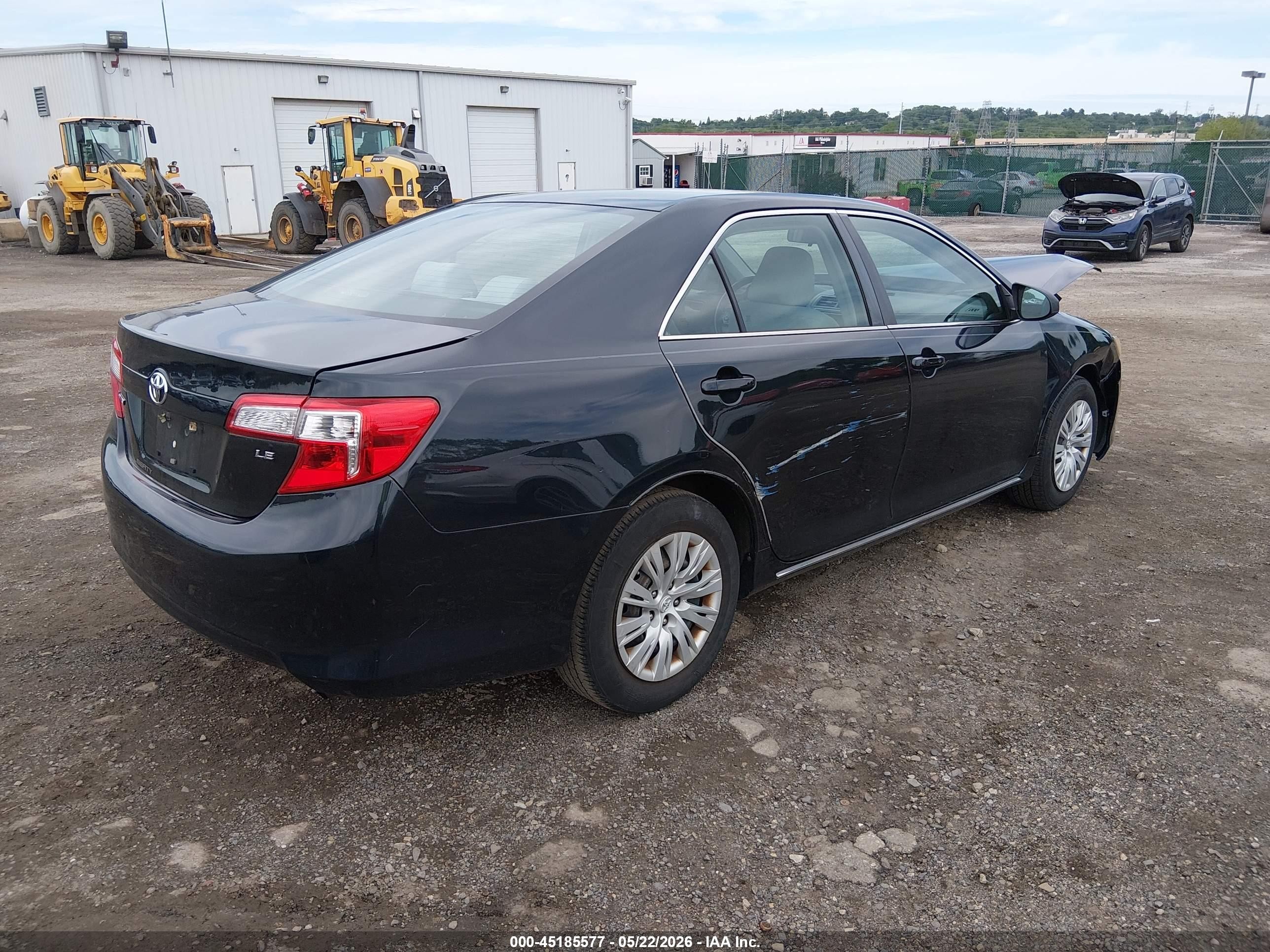 2013 Toyota Camry Le Dark Blue vin: 4T4BF1FK3DR274766