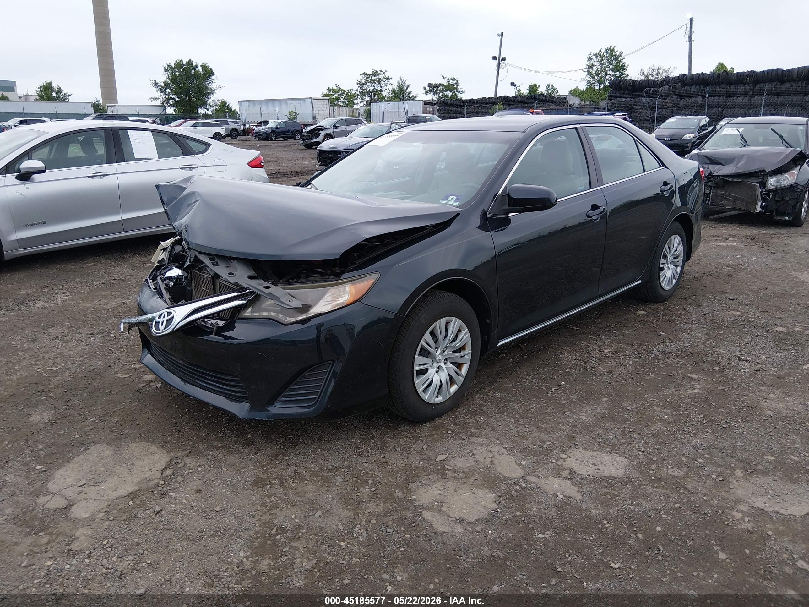 2013 Toyota Camry Le Dark Blue vin: 4T4BF1FK3DR274766