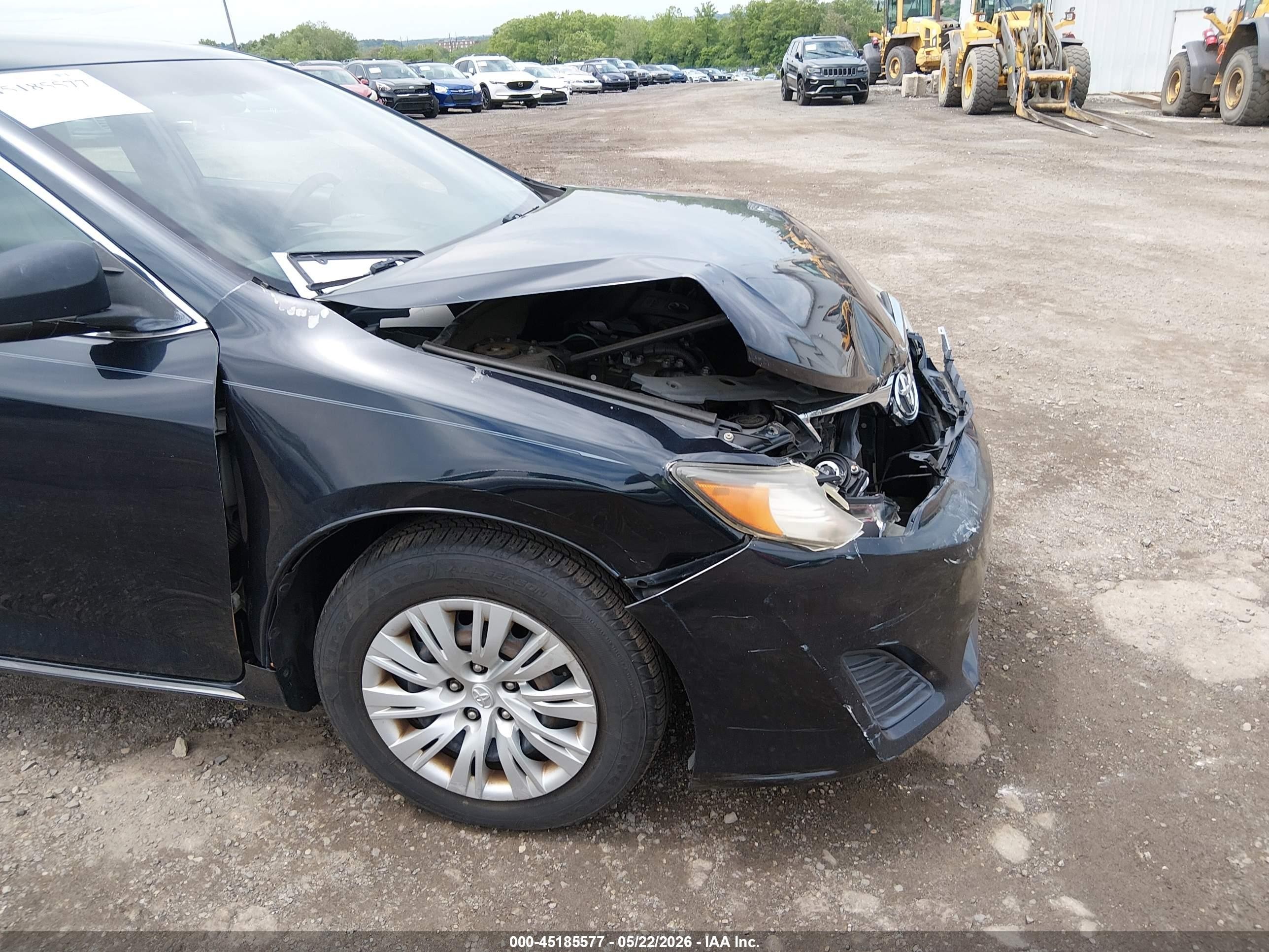 2013 Toyota Camry Le Dark Blue vin: 4T4BF1FK3DR274766