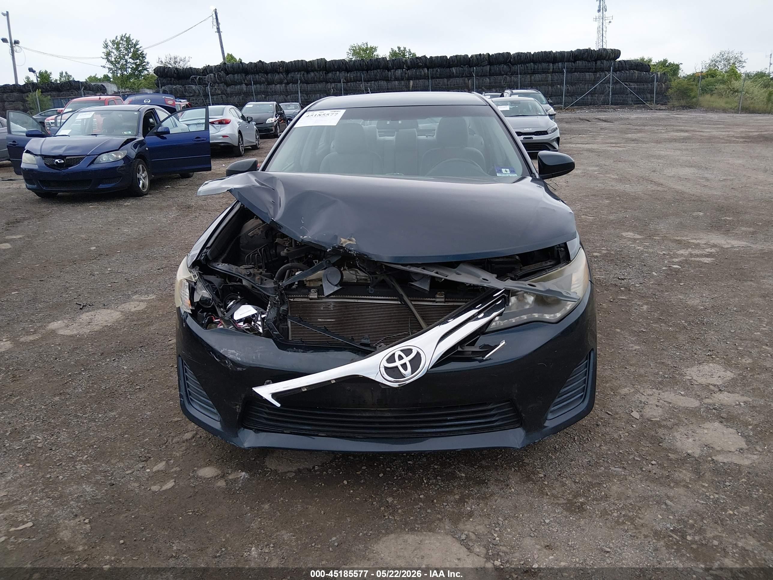 2013 Toyota Camry Le Dark Blue vin: 4T4BF1FK3DR274766