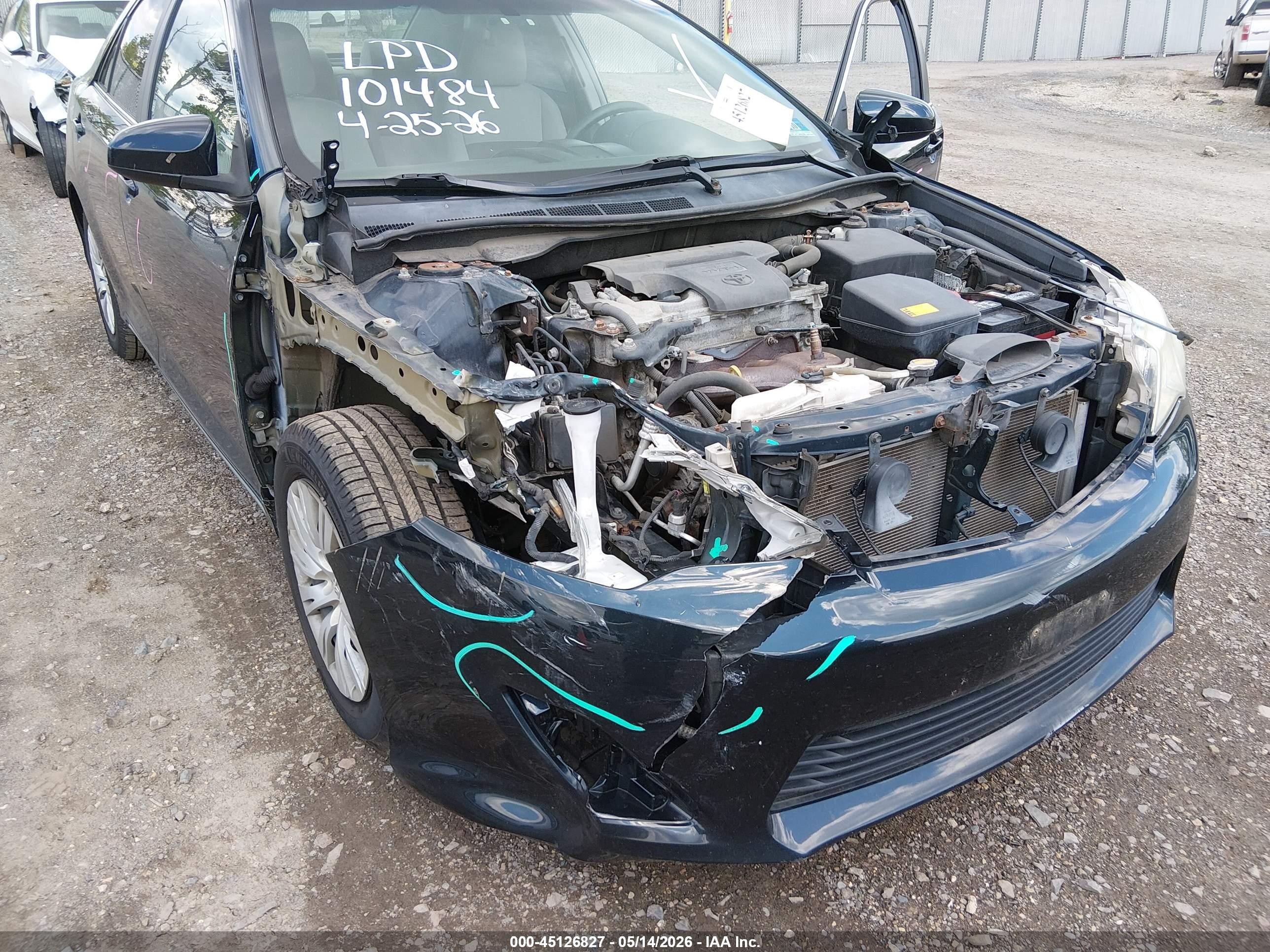 2013 Toyota Camry Le Gray vin: 4T4BF1FK3DR282334