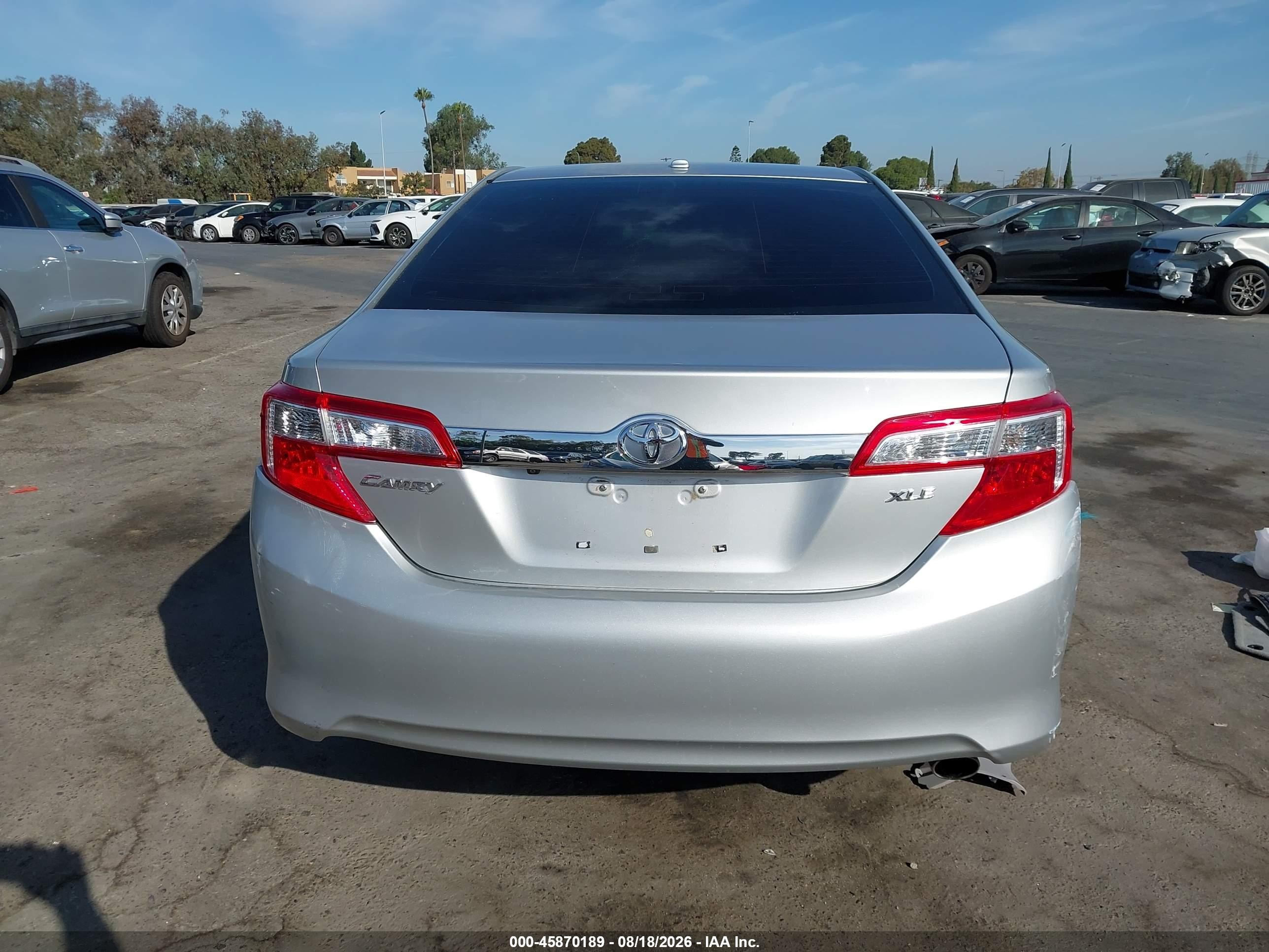 2013 Toyota Camry Xle Silver vin: 4T4BF1FK3DR283953