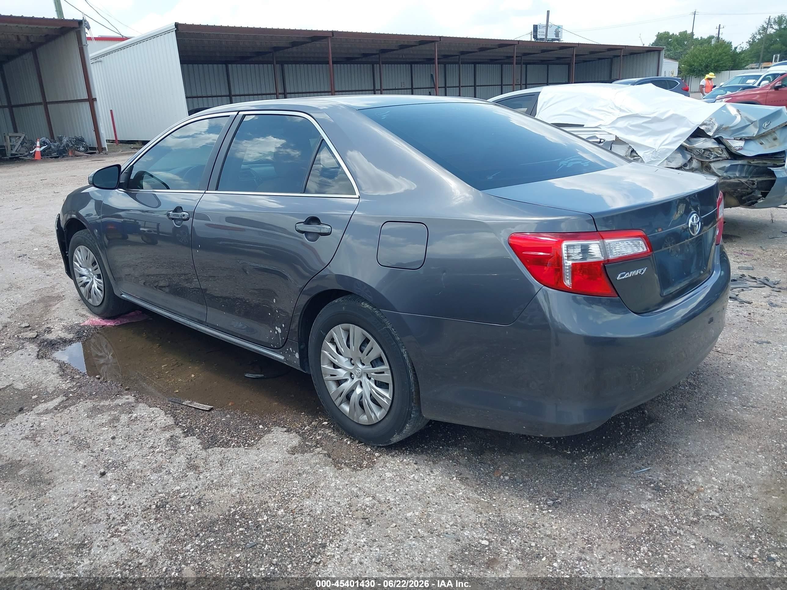 2013 Toyota Camry Le Серый vin: 4T4BF1FK3DR293527