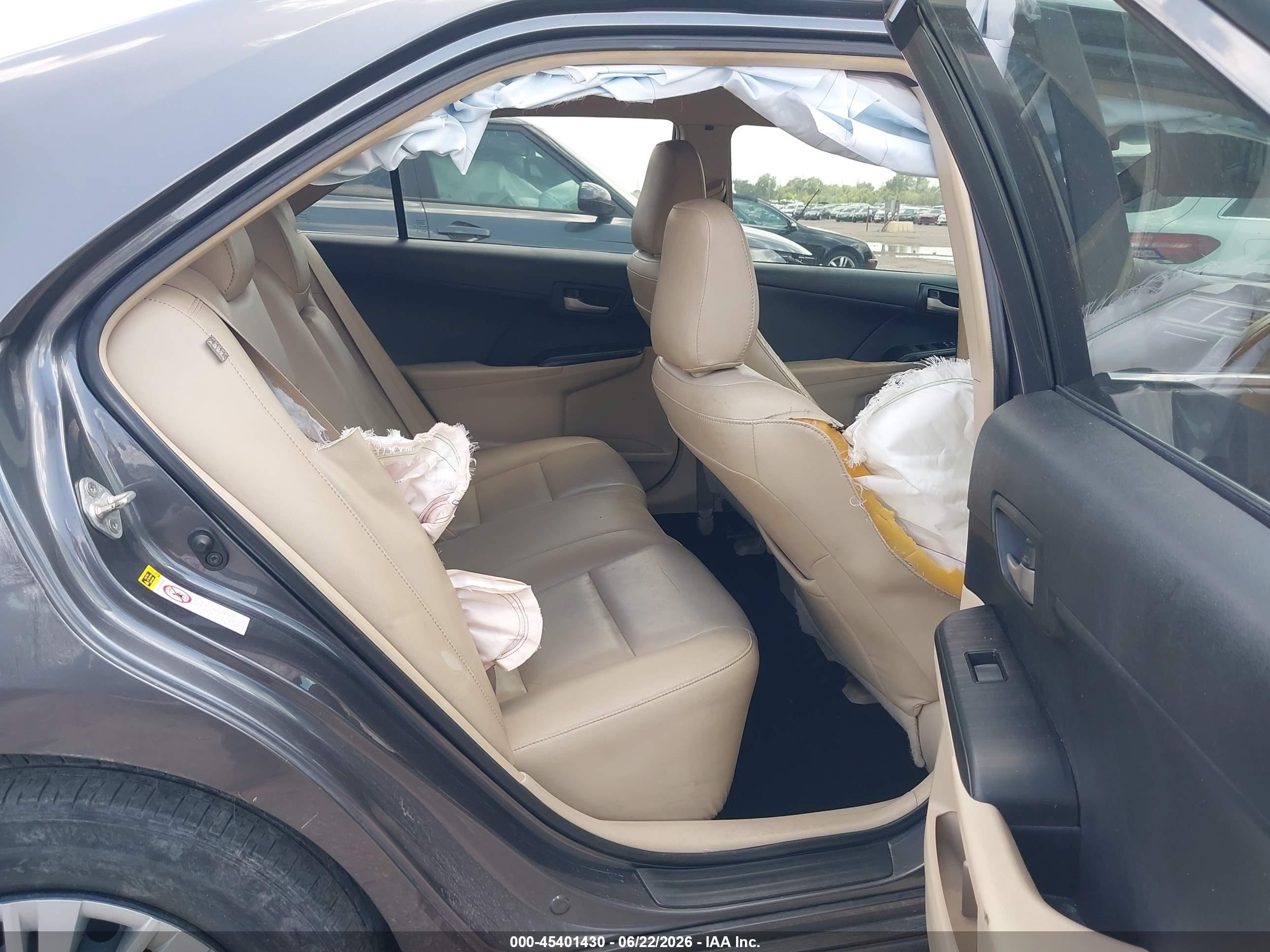 2013 Toyota Camry Le Серый vin: 4T4BF1FK3DR293527