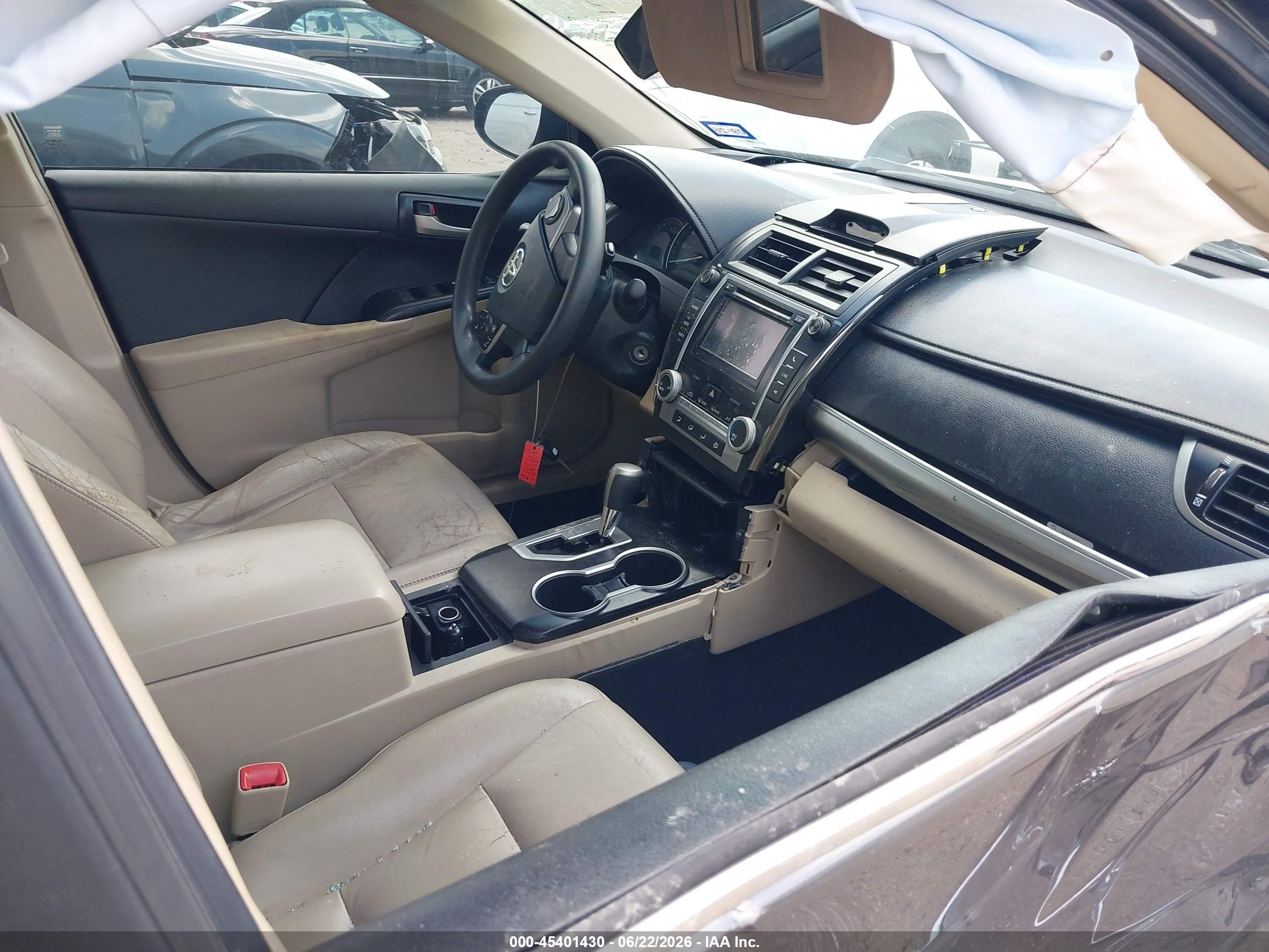 2013 Toyota Camry Le Серый vin: 4T4BF1FK3DR293527