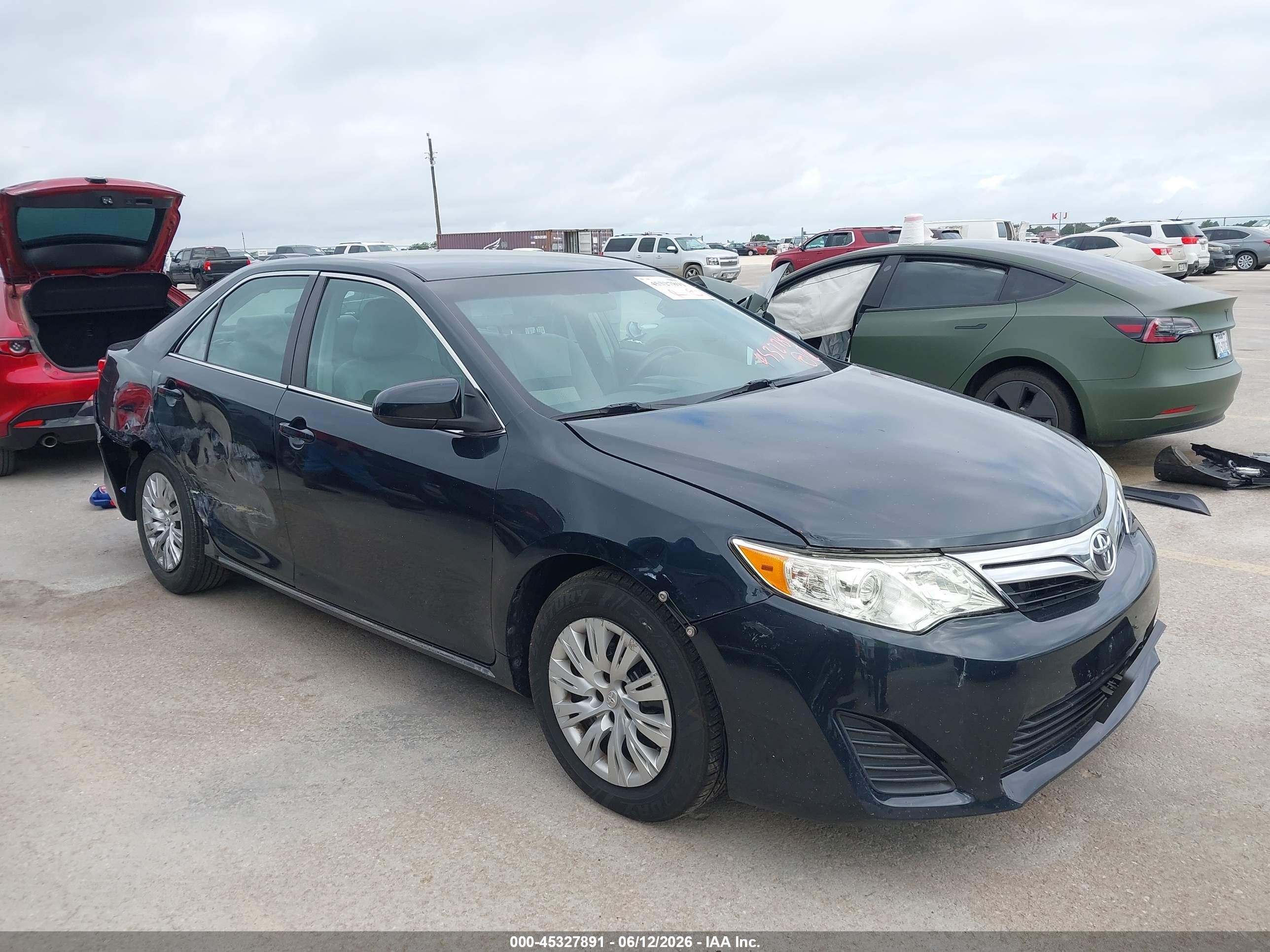 2013 Toyota Camry Le Black vin: 4T4BF1FK3DR303487