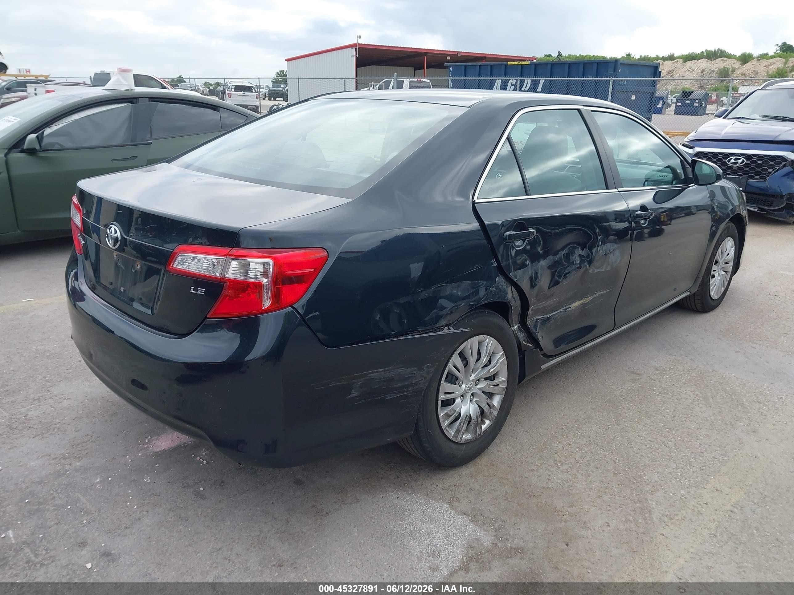 2013 Toyota Camry Le Black vin: 4T4BF1FK3DR303487