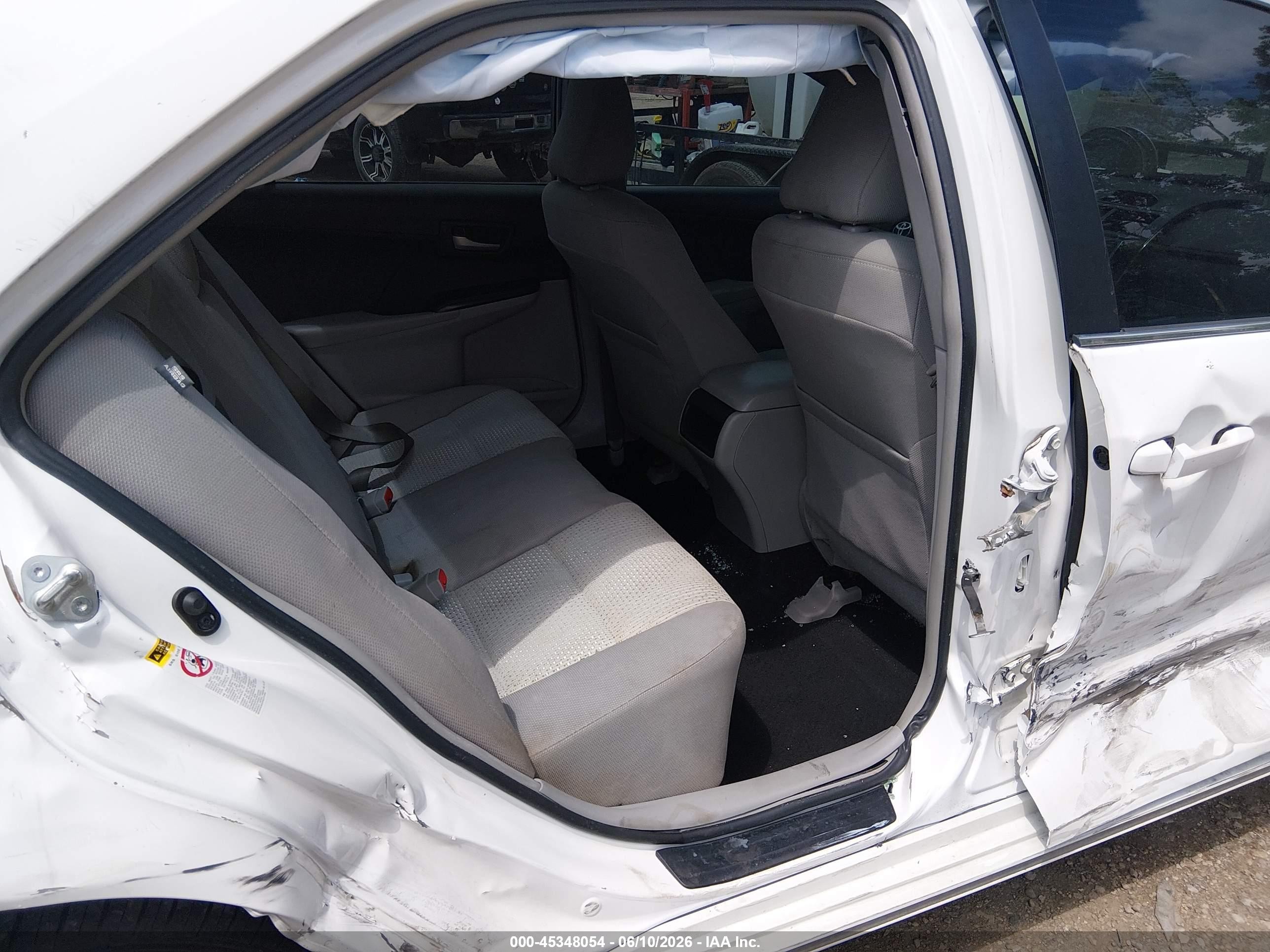 2013 Toyota Camry Le White vin: 4T4BF1FK3DR309144