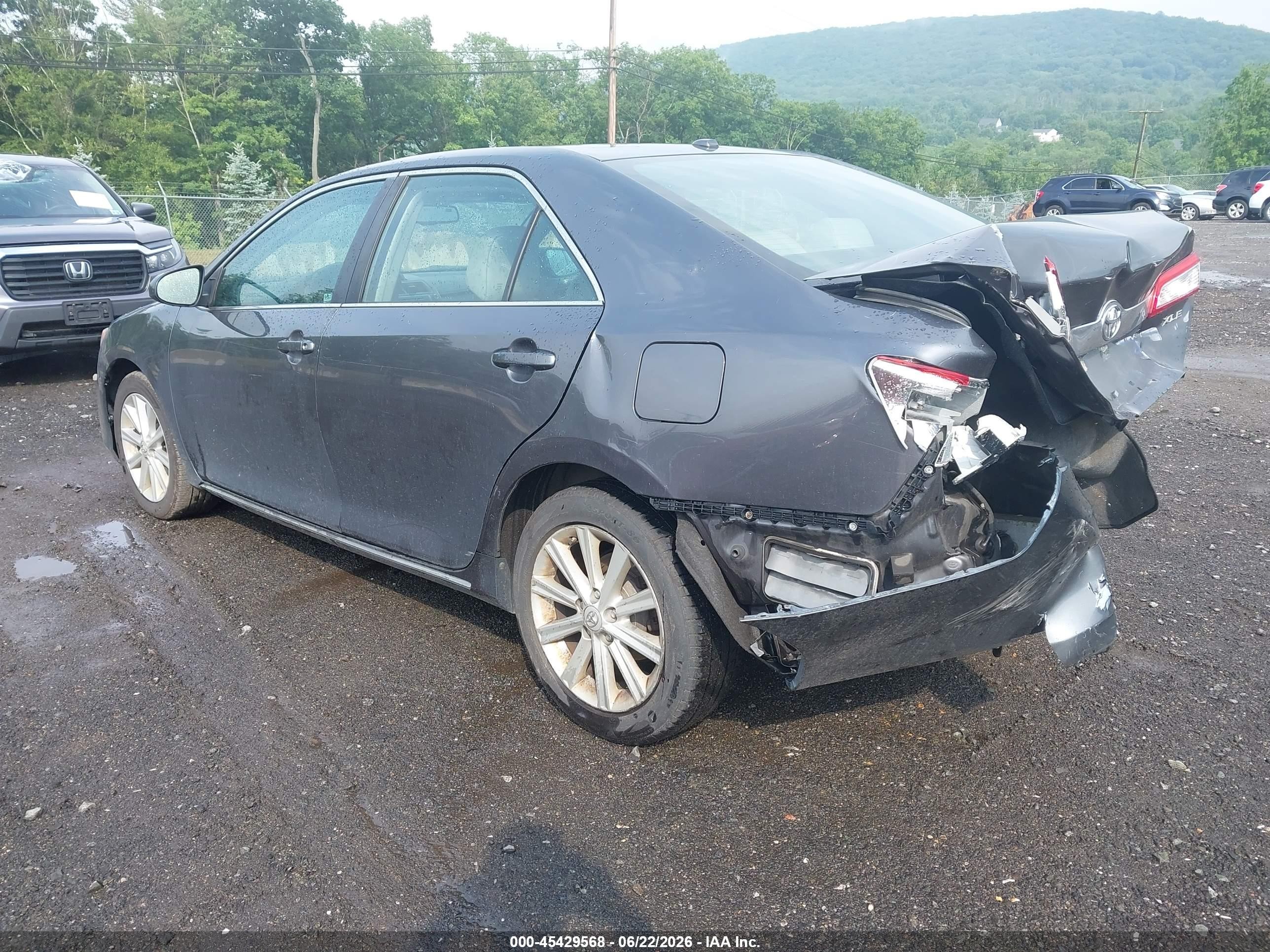2013 Toyota Camry Xle Gray vin: 4T4BF1FK3DR321925